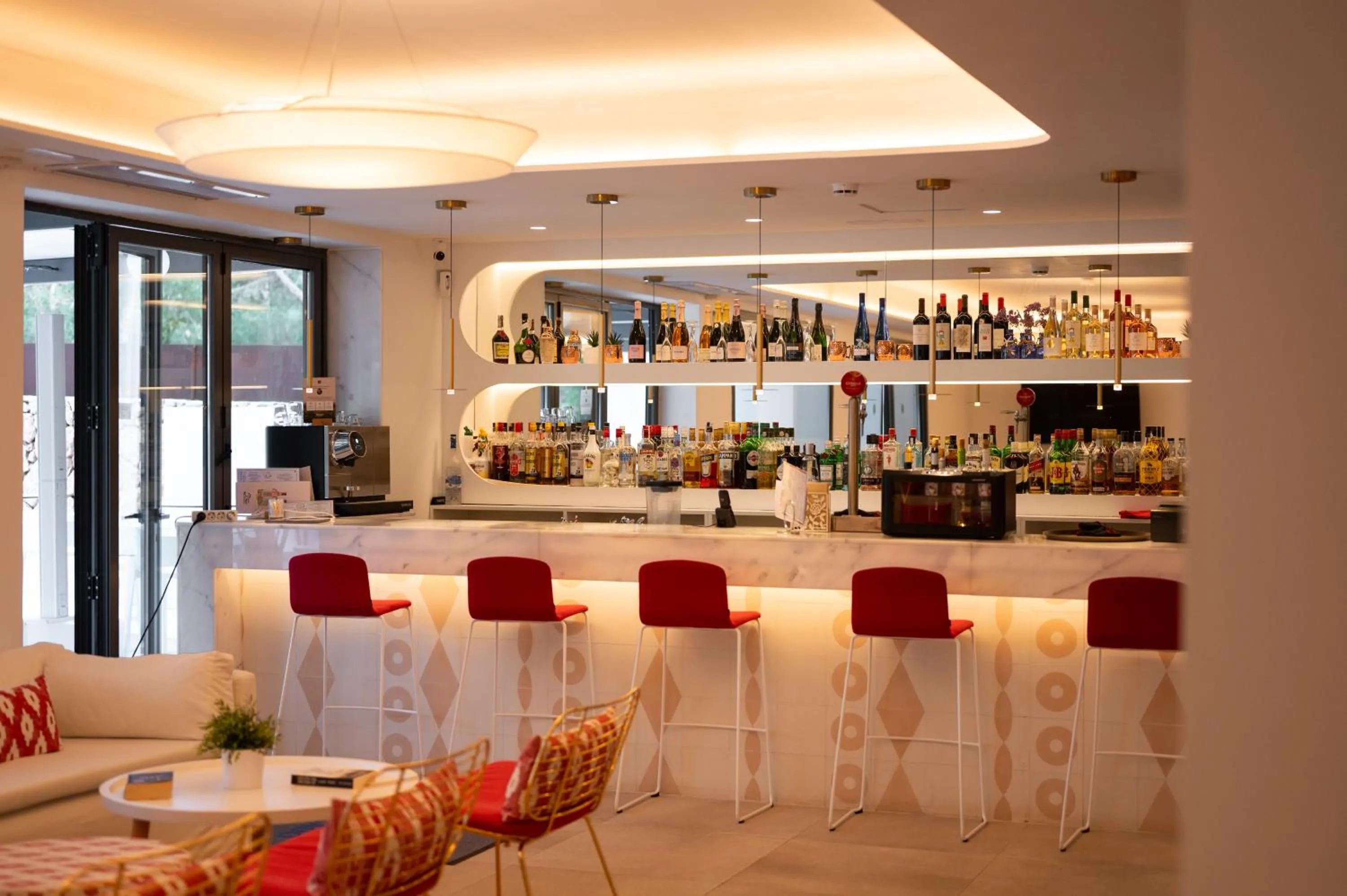 Lounge or bar in Sol i Vida Hotel - Adults Only