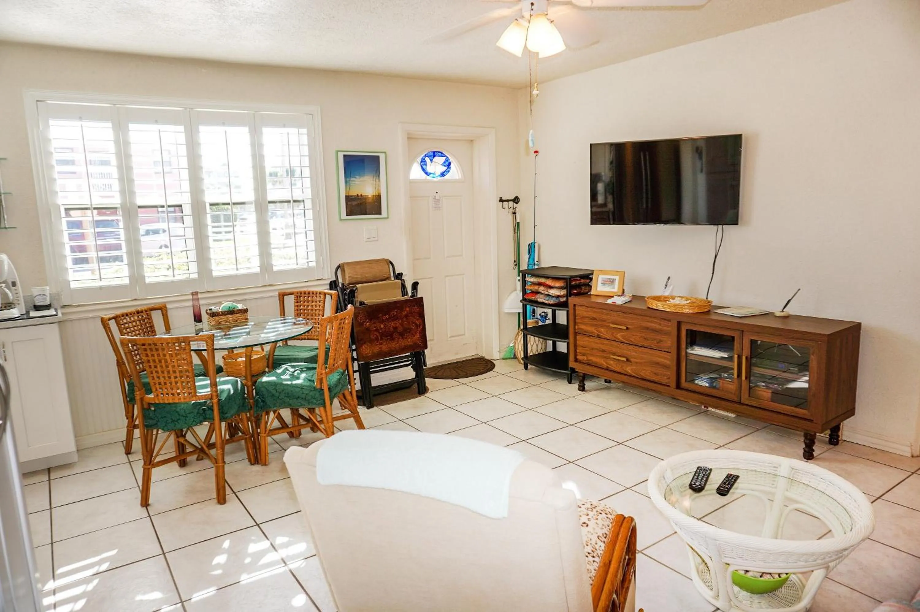 Living room in Gulf Winds Resort by Travel Resort Services