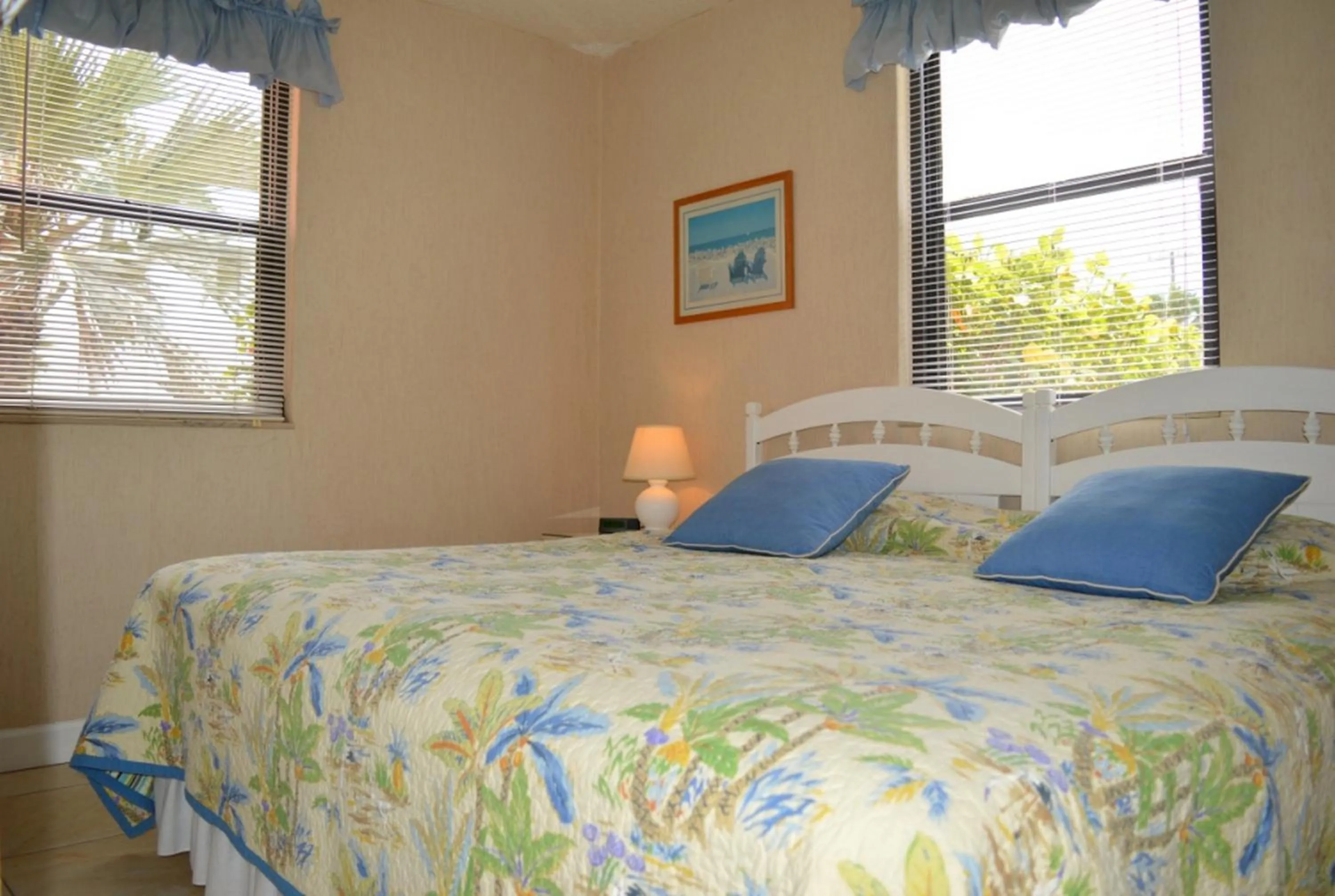 Bedroom, Bed in Gulf Winds Resort by Travel Resort Services