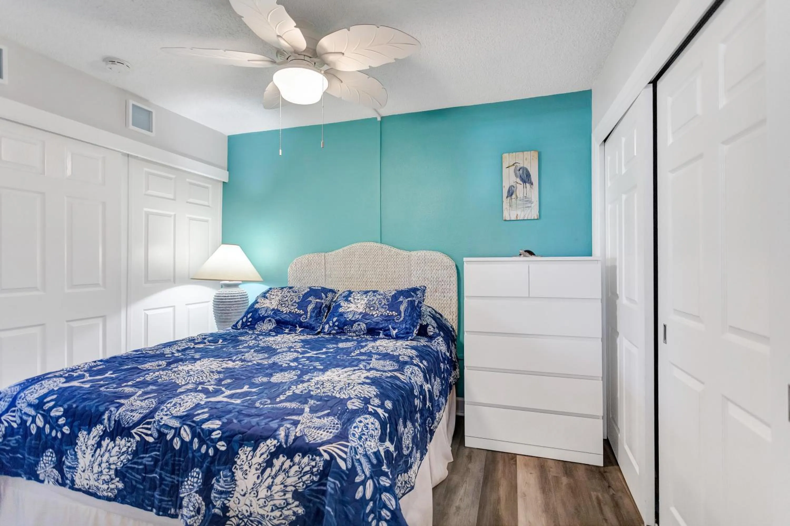 Bedroom, Bed in Gulf Winds Resort by Travel Resort Services