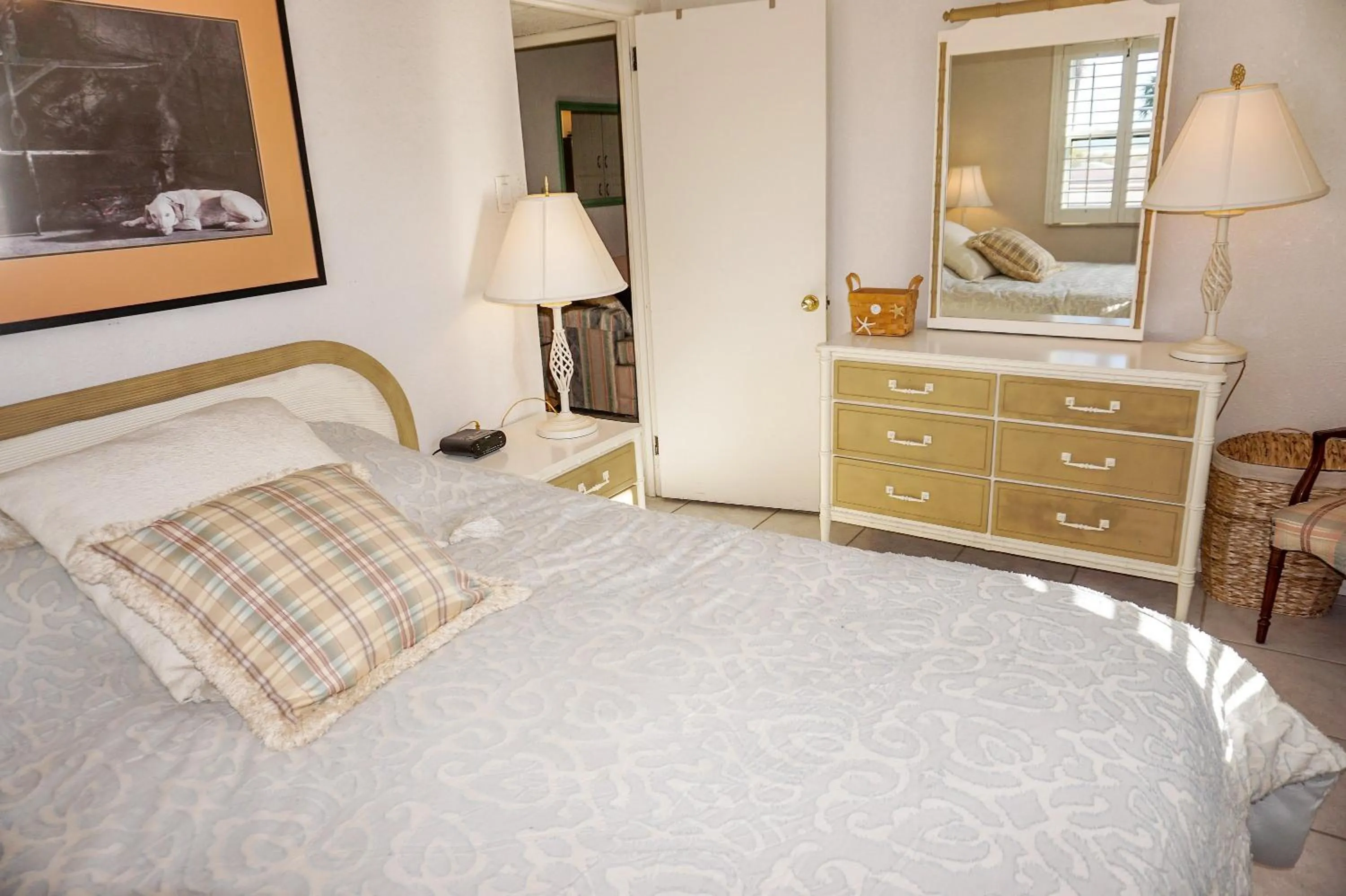 Bedroom, Bed in Gulf Winds Resort by Travel Resort Services