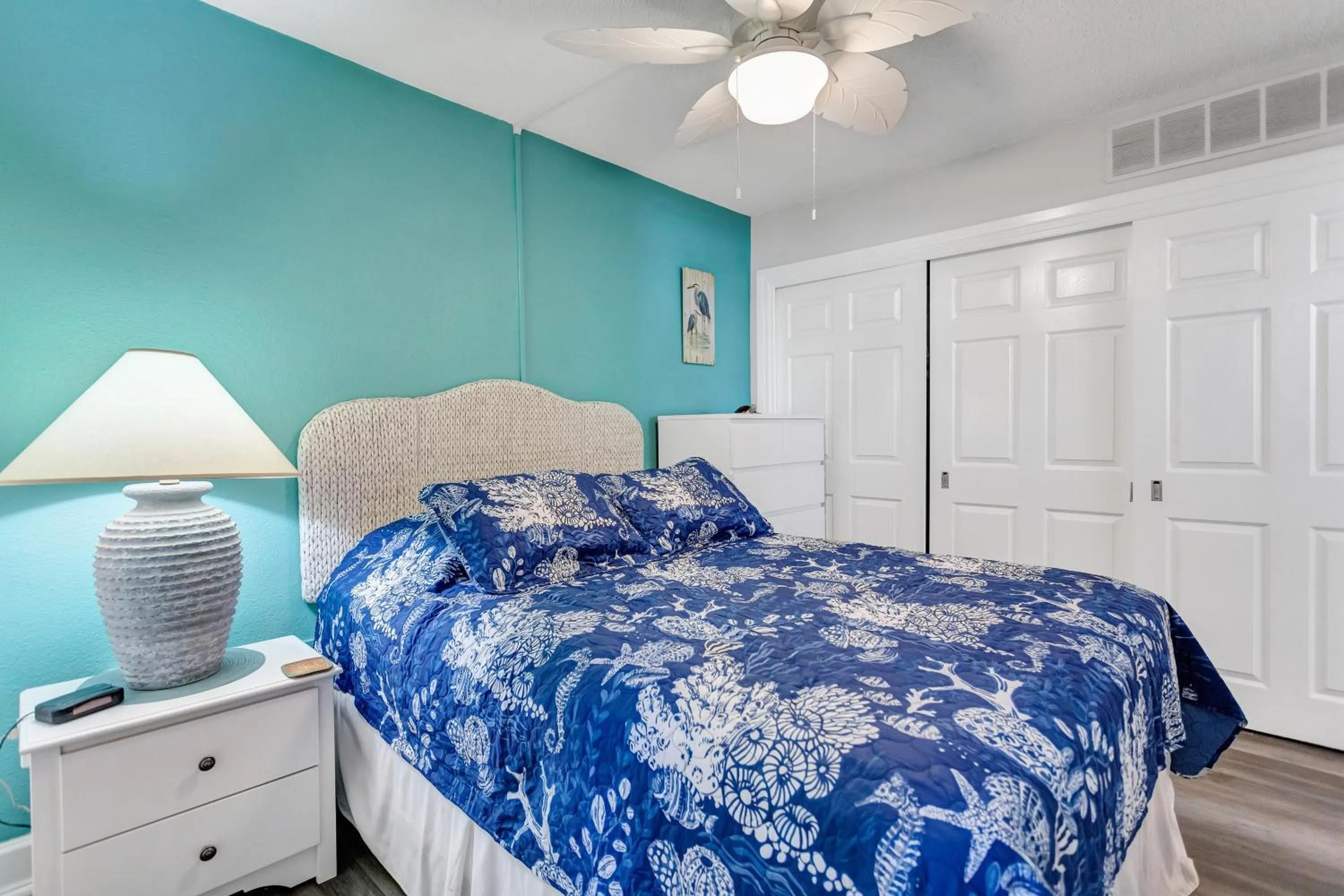 Bedroom, Bed in Gulf Winds Resort by Travel Resort Services