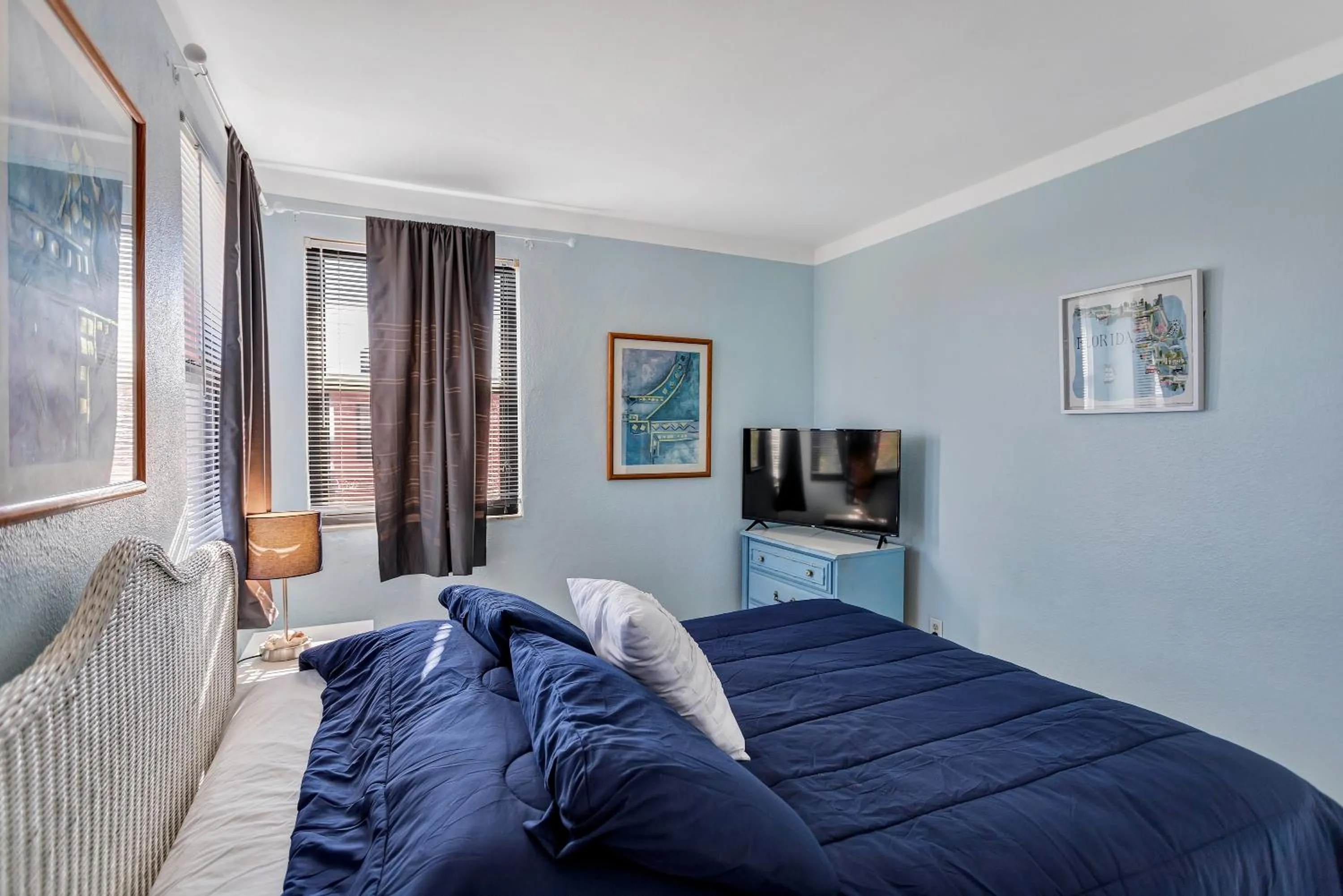 Bedroom, Bed in Gulf Winds Resort by Travel Resort Services