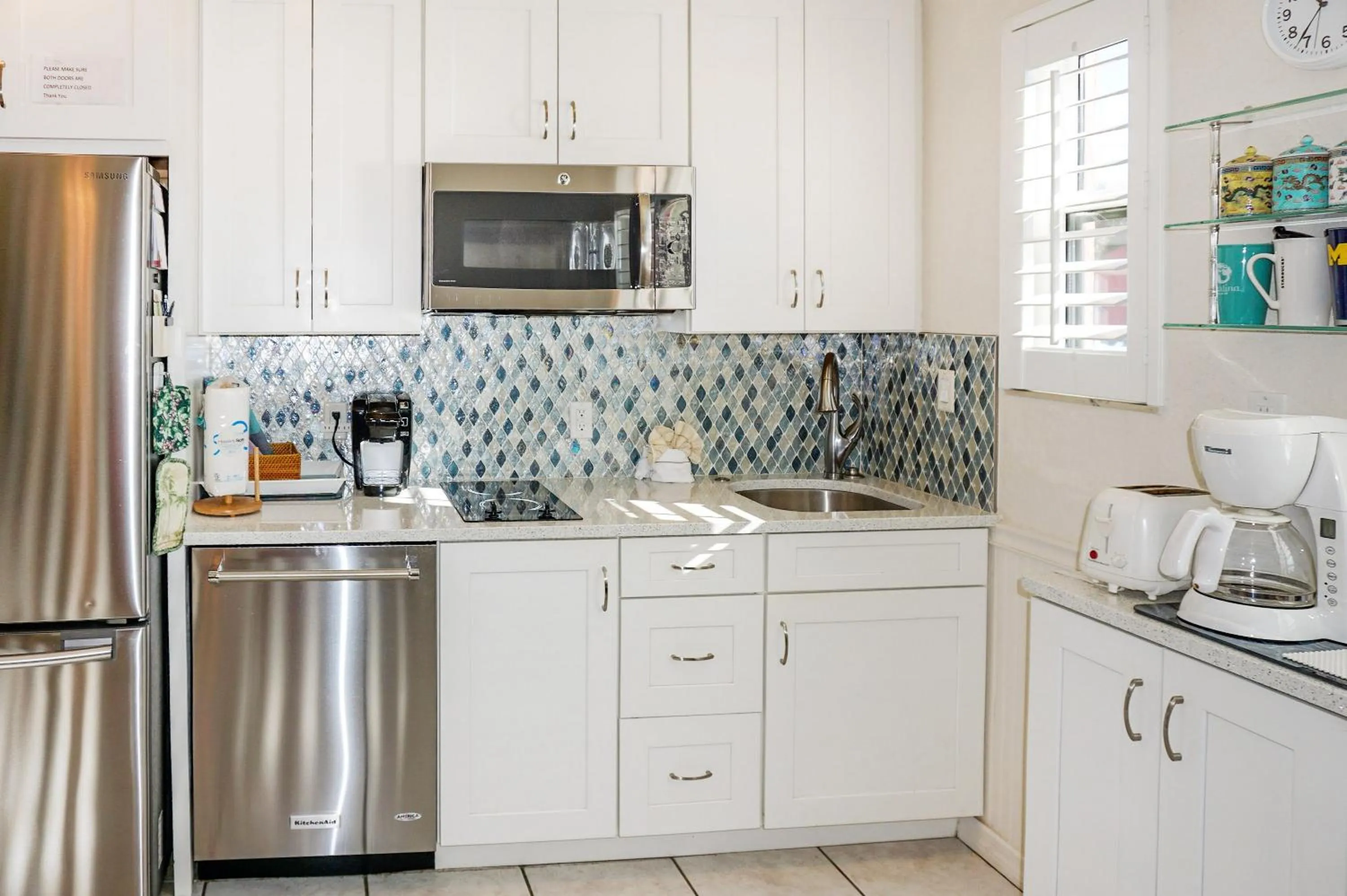 Kitchen or kitchenette in Gulf Winds Resort by Travel Resort Services