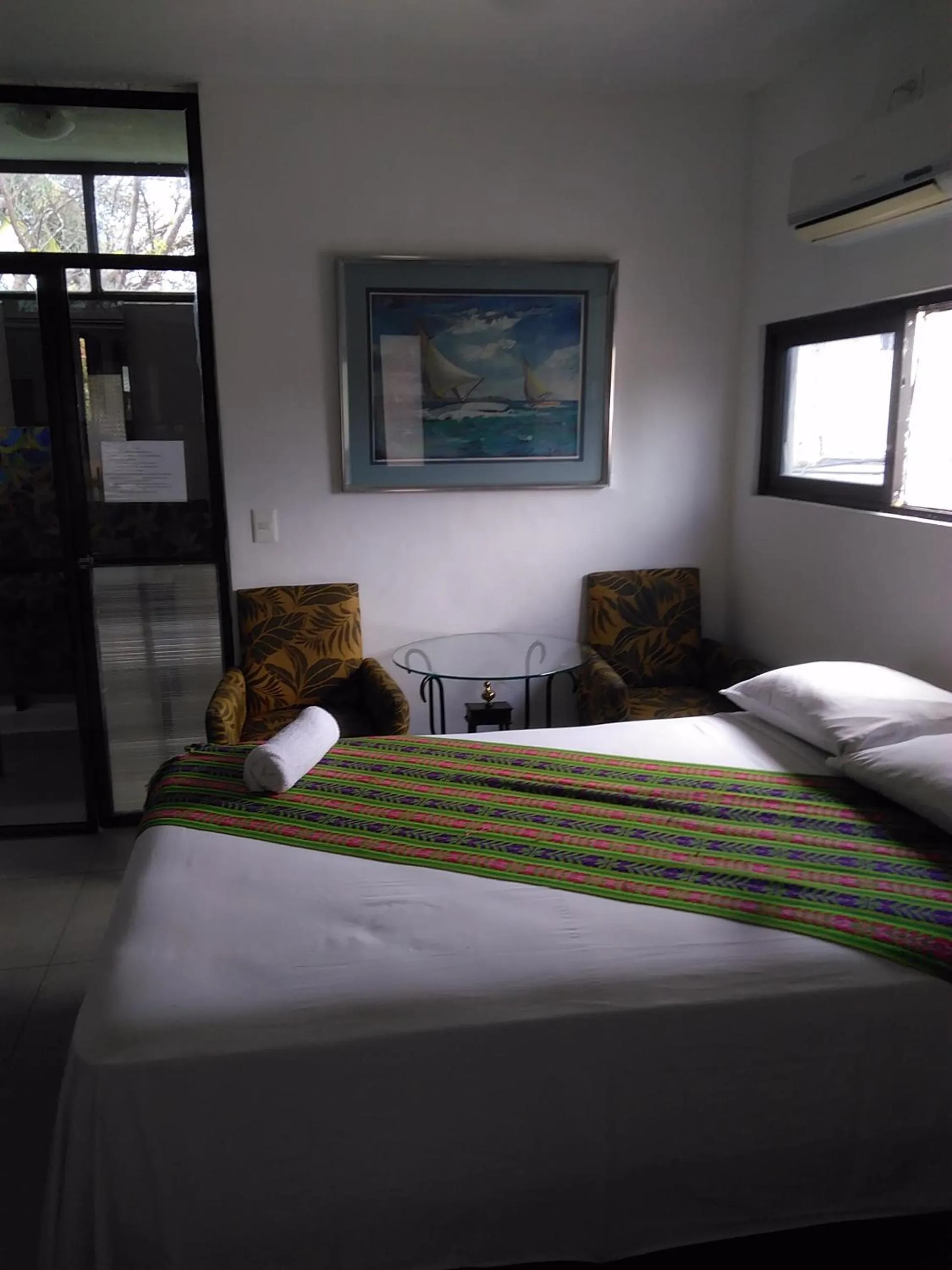 Photo of the whole room, Bed in Buenos Días Guest House