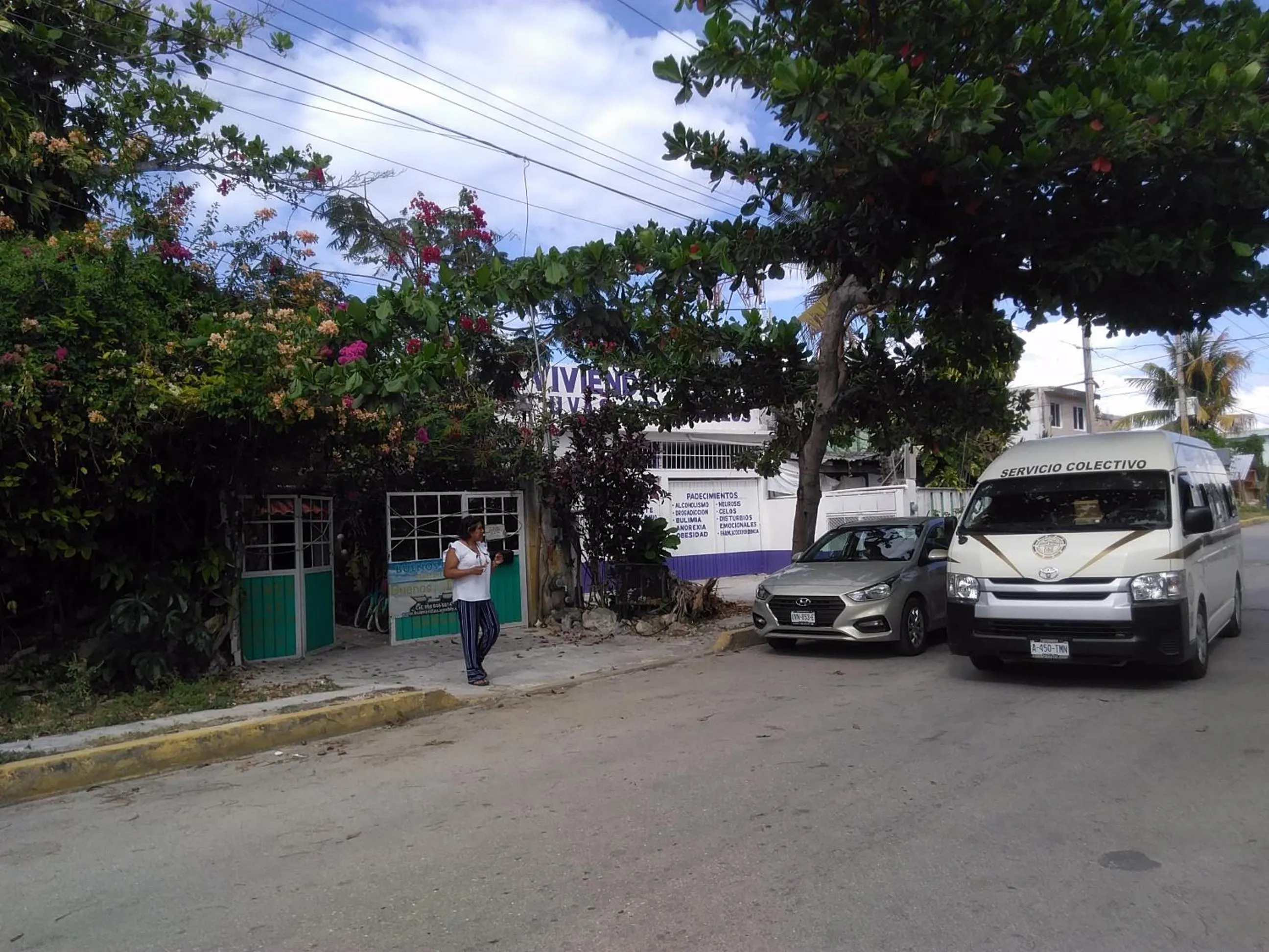 Facade/entrance in Buenos Días Guest House