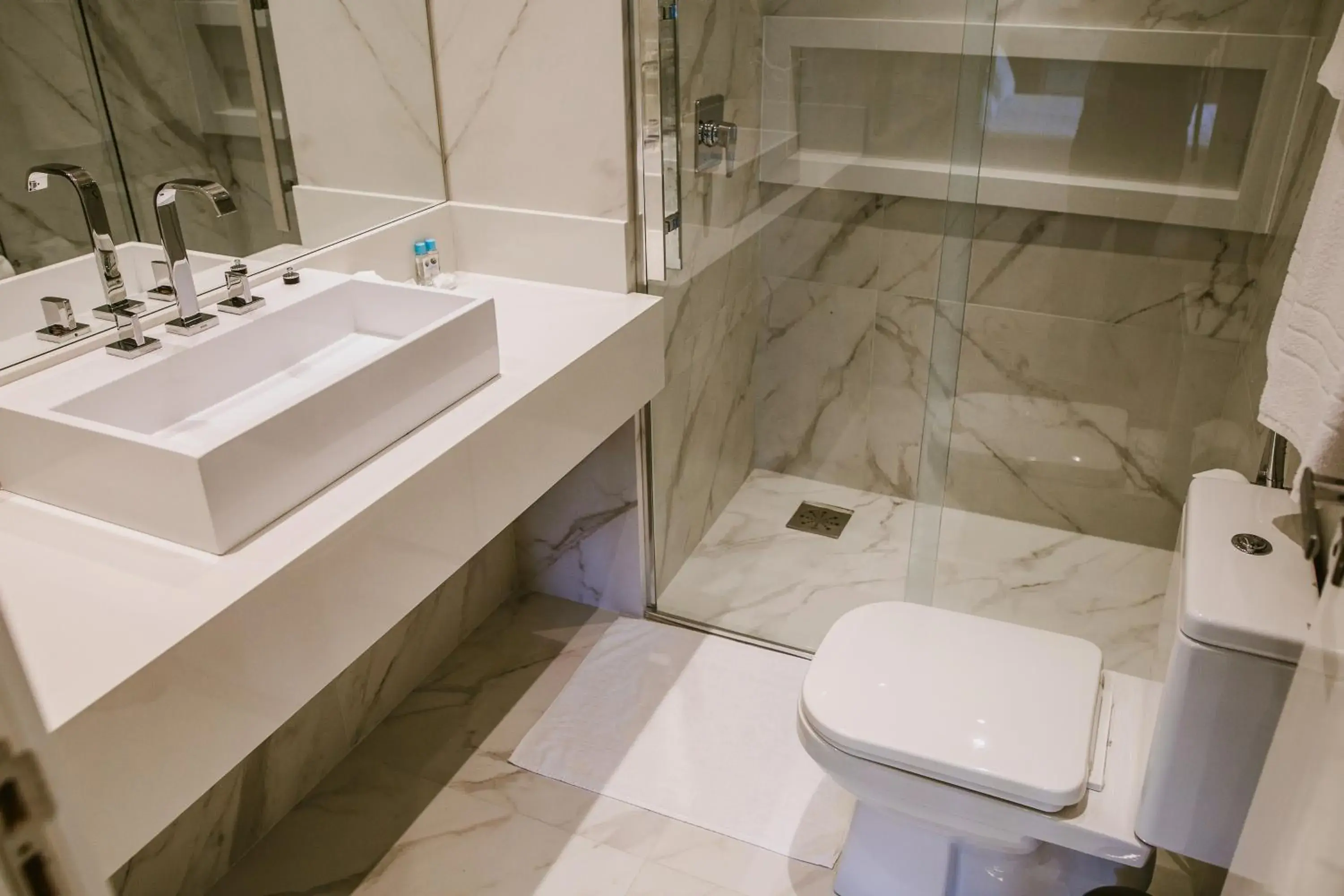 One-Bedroom Premium Apartment in Praia Brava Hotel One-Bedroom Premium Apartment in Praia Brava Hotel