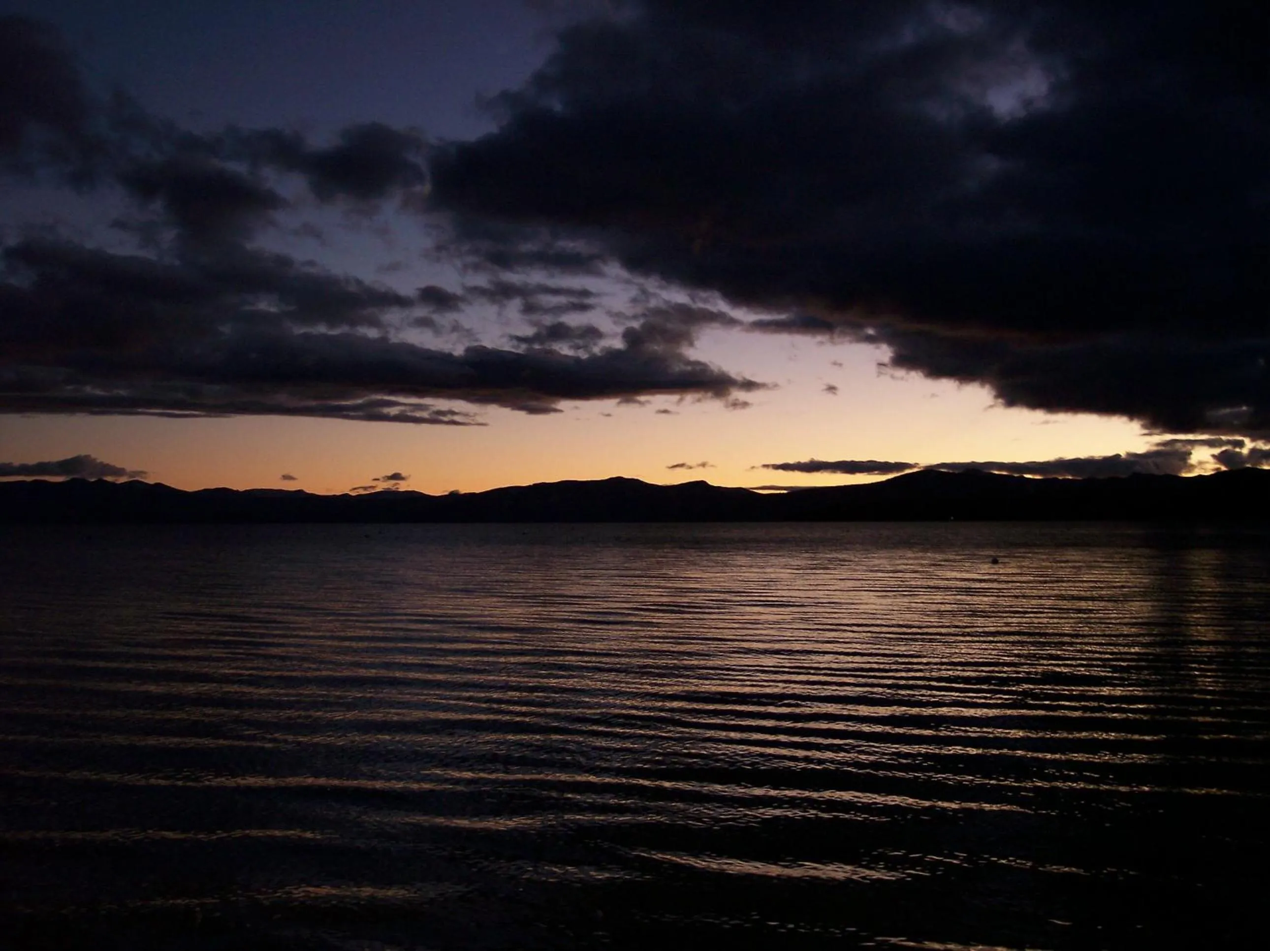Area and facilities in Crown Motel