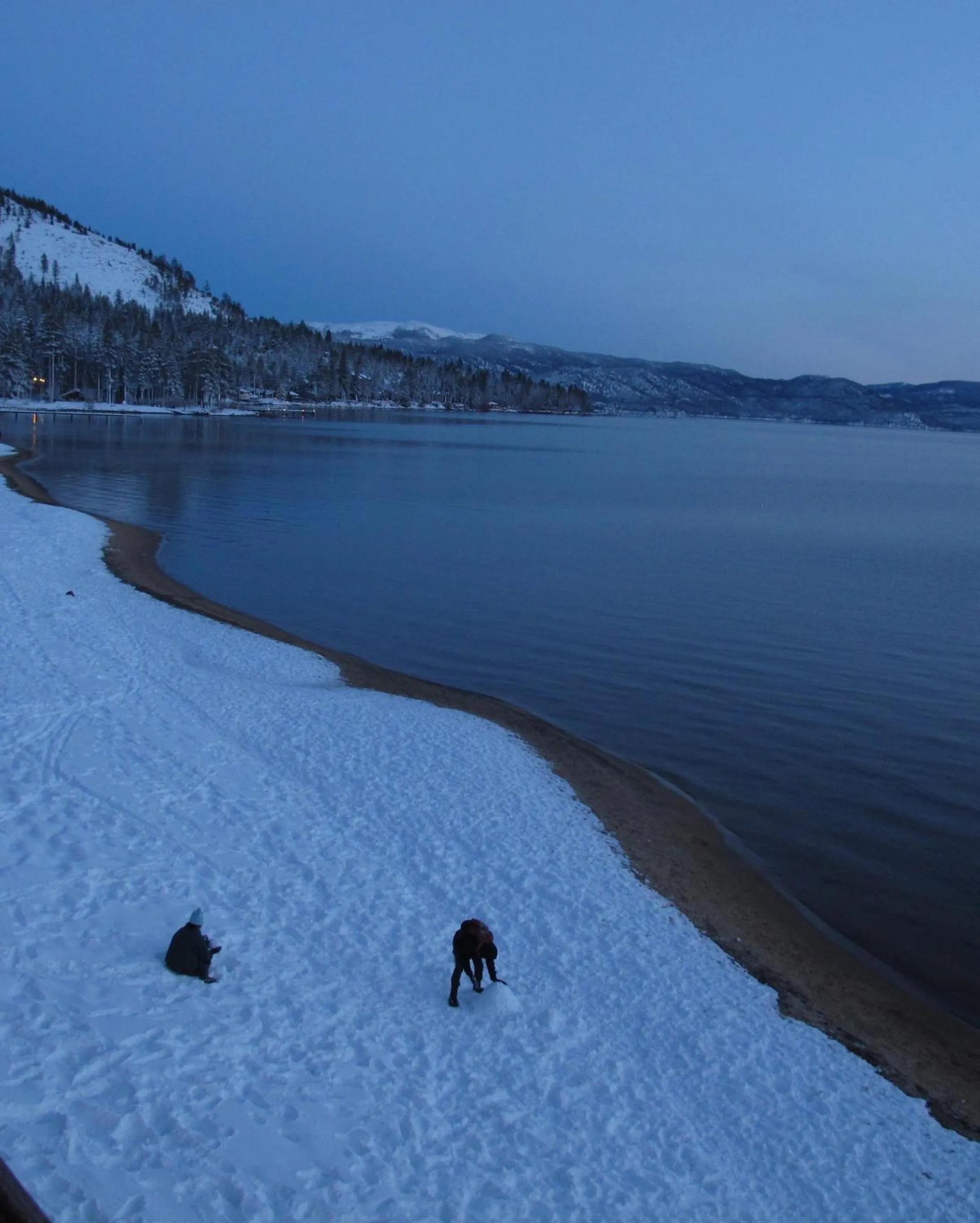 Area and facilities in Crown Motel
