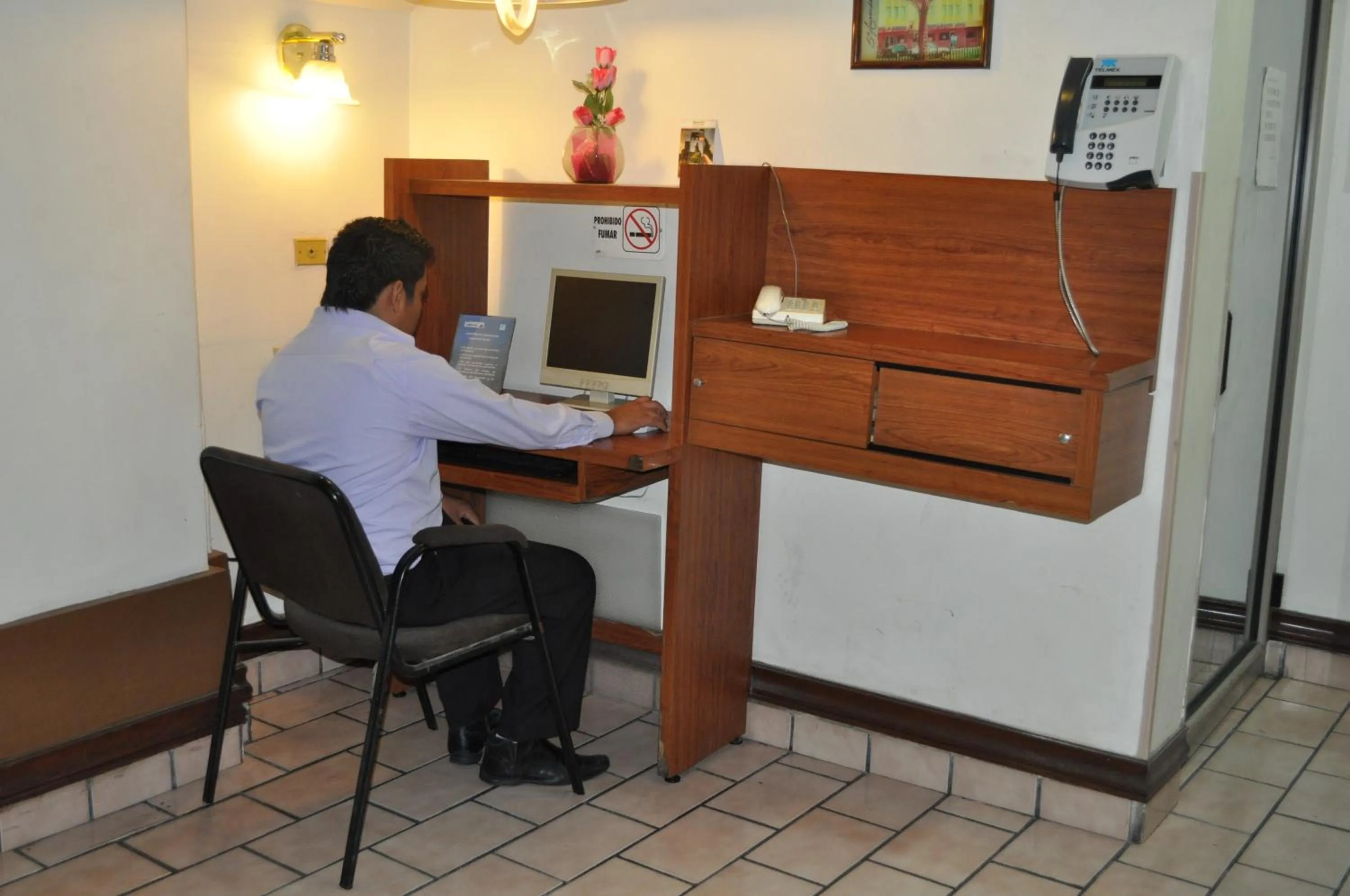 Business facilities in Hotel 5a Avenida