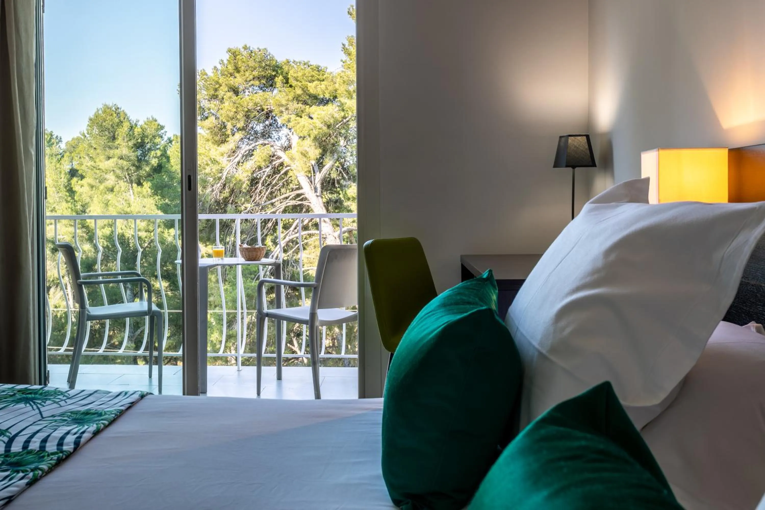 View (from property/room), Bed in Hôtel Corniche du Liouquet