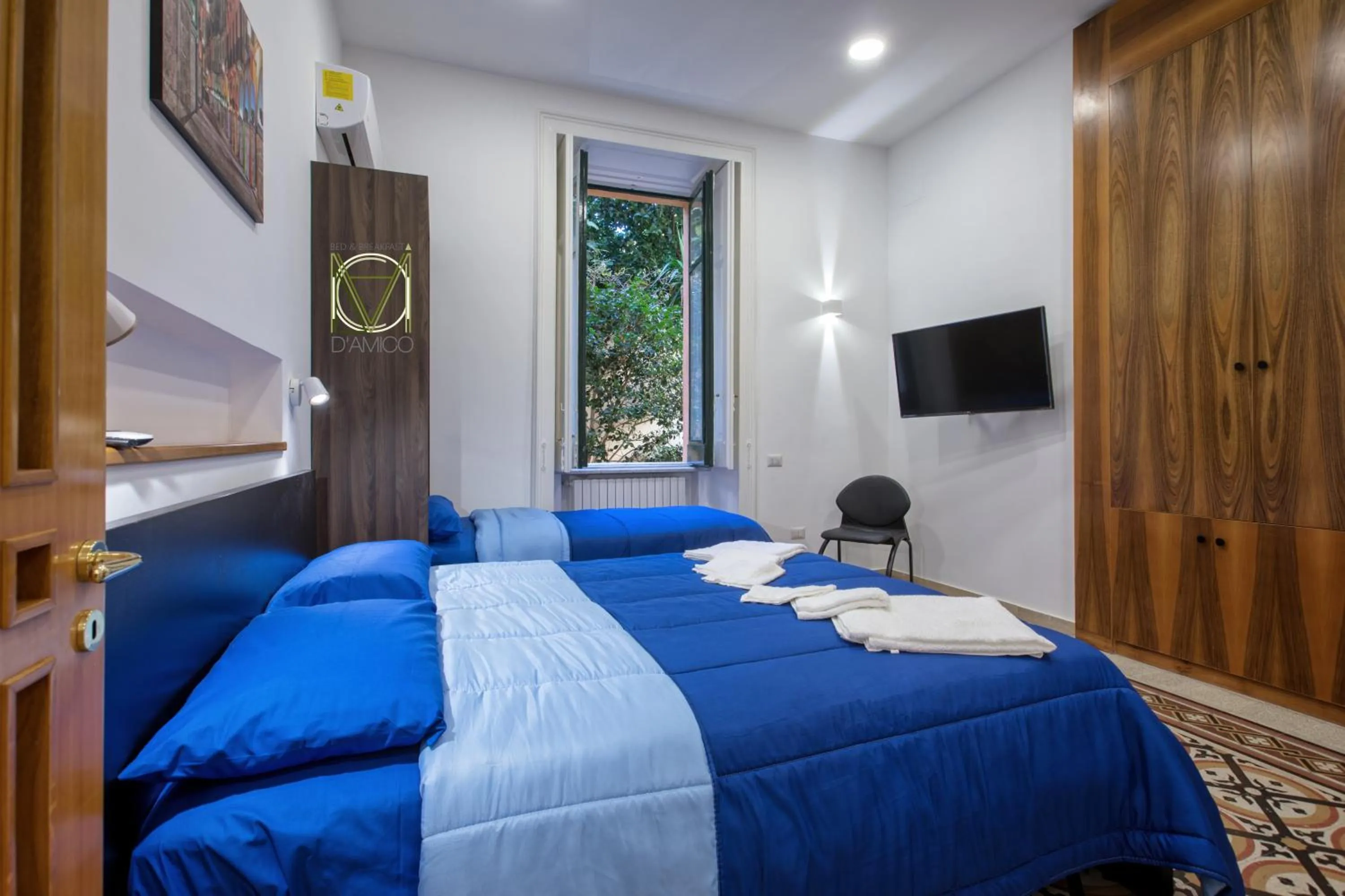 Photo of the whole room, Bed in B&B D'AMICO