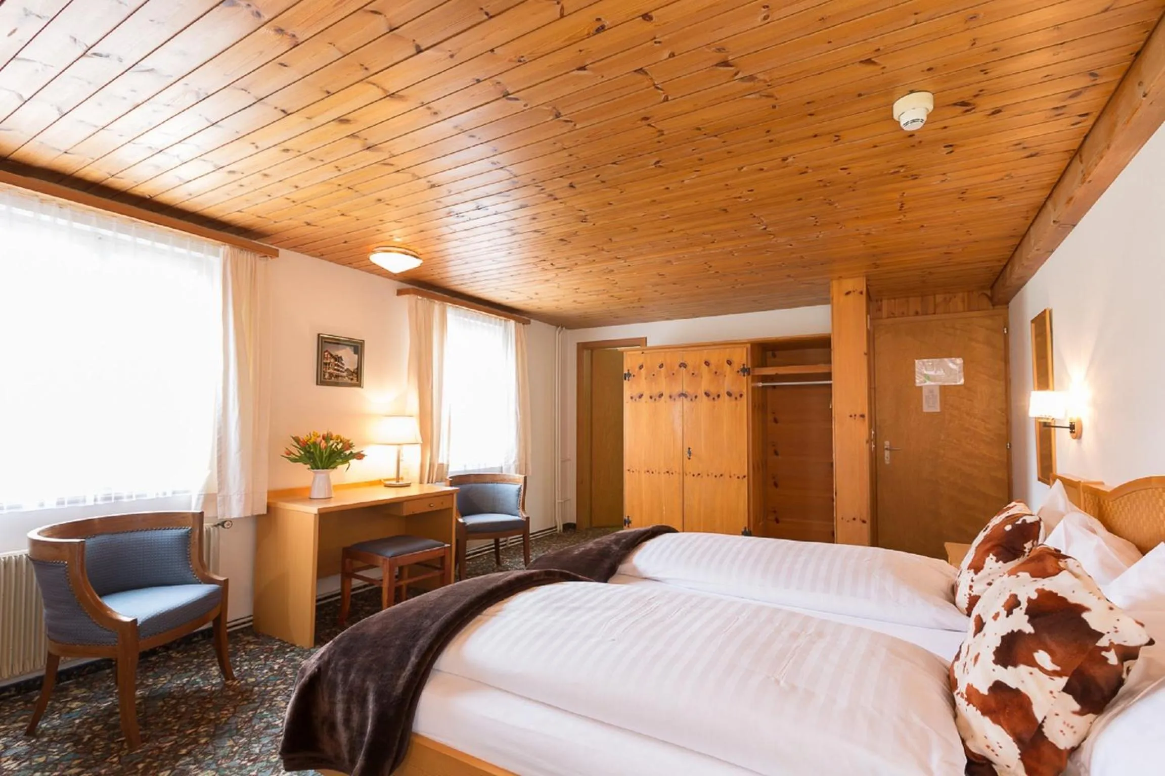 Bed in Hotel Oberland