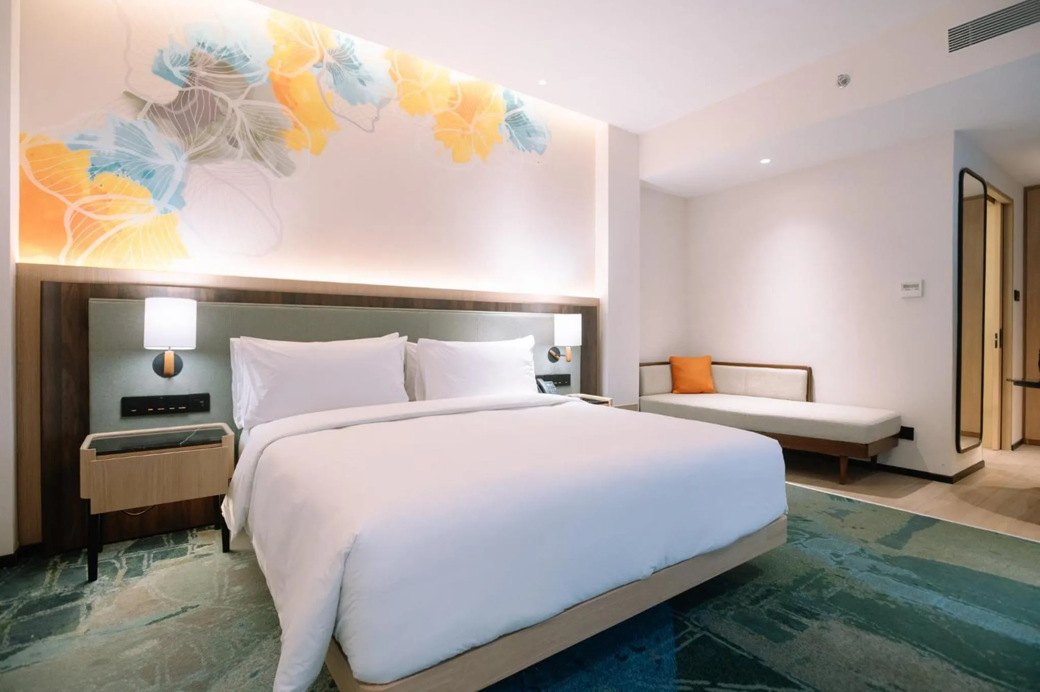 Photo of the whole room, Bed in Holiday Inn Lampung Bukit Randu by IHG