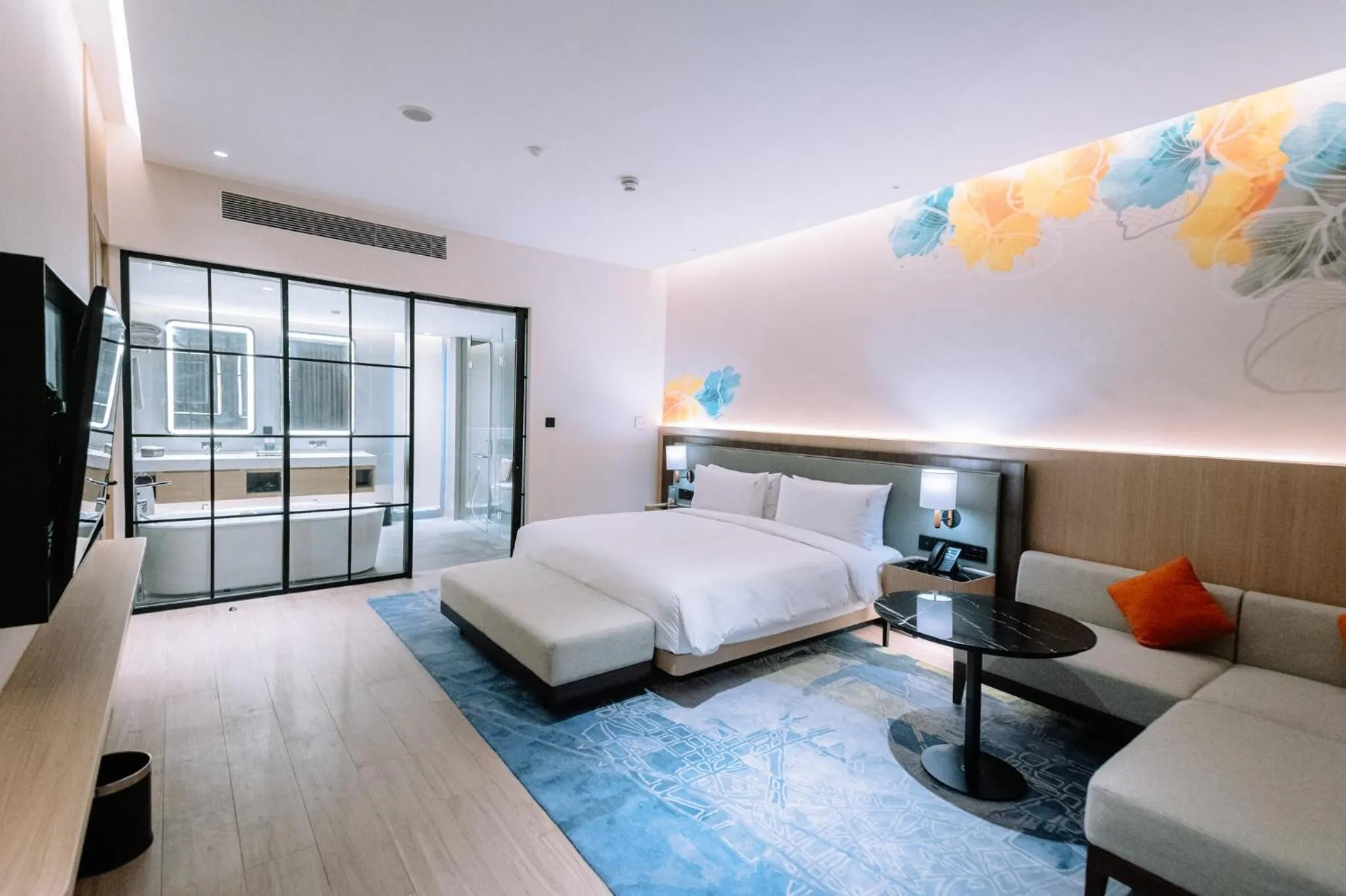 Photo of the whole room, Bed in Holiday Inn Lampung Bukit Randu by IHG