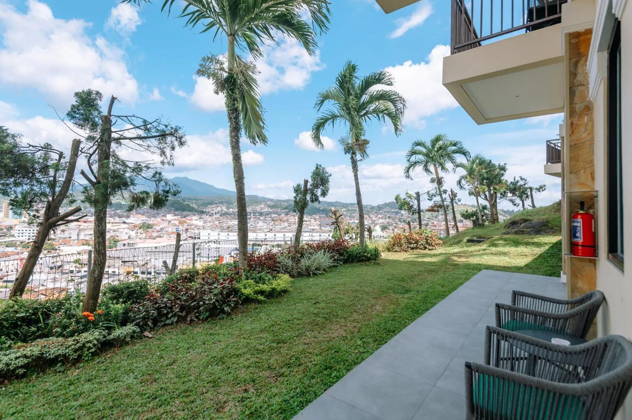 Photo of the whole room in Holiday Inn Lampung Bukit Randu by IHG
