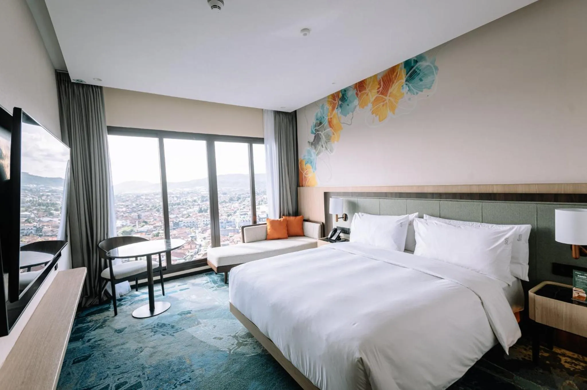 Photo of the whole room, Bed in Holiday Inn Lampung Bukit Randu by IHG