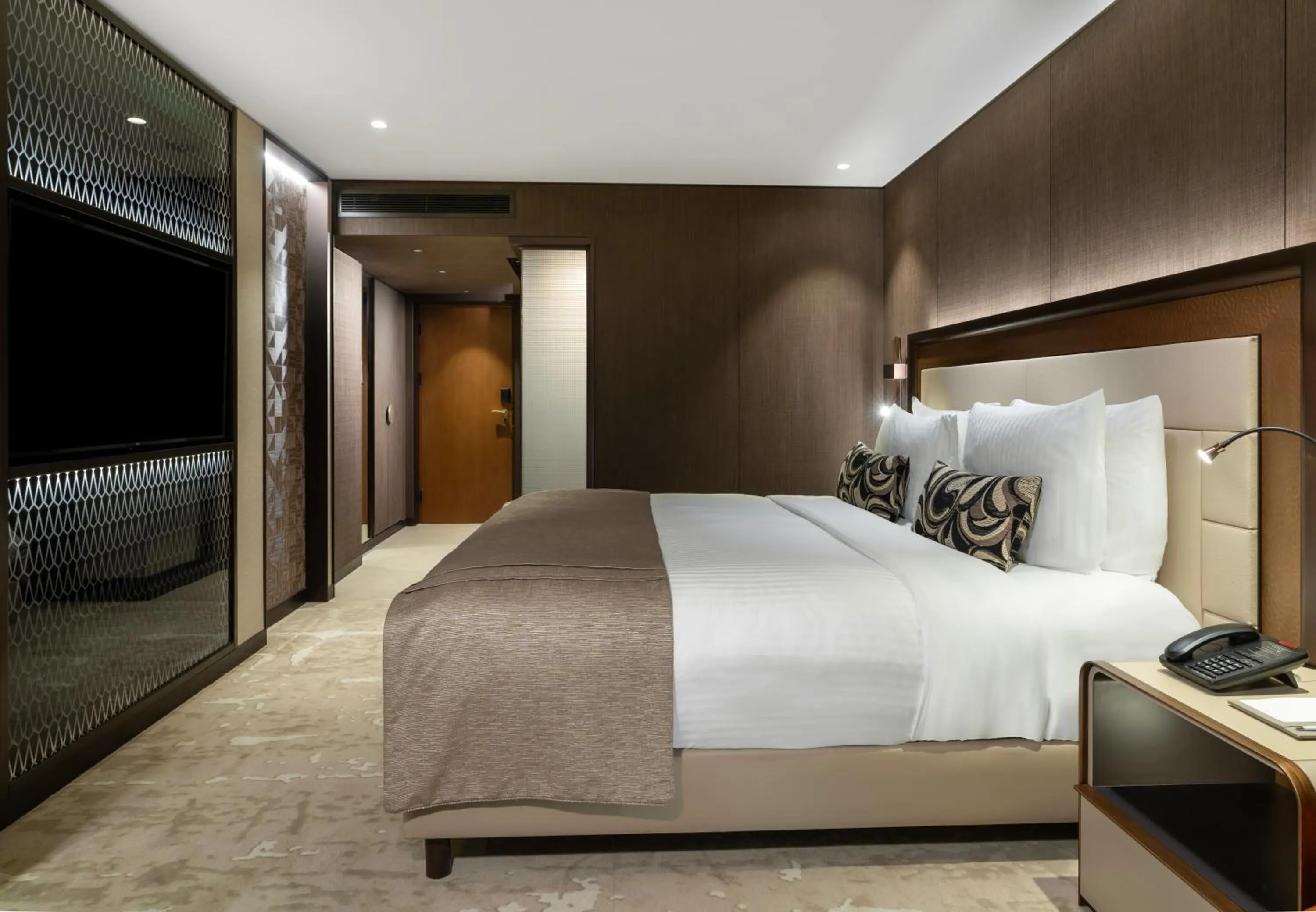 TV and multimedia, Bed in InterContinental Istanbul by IHG
