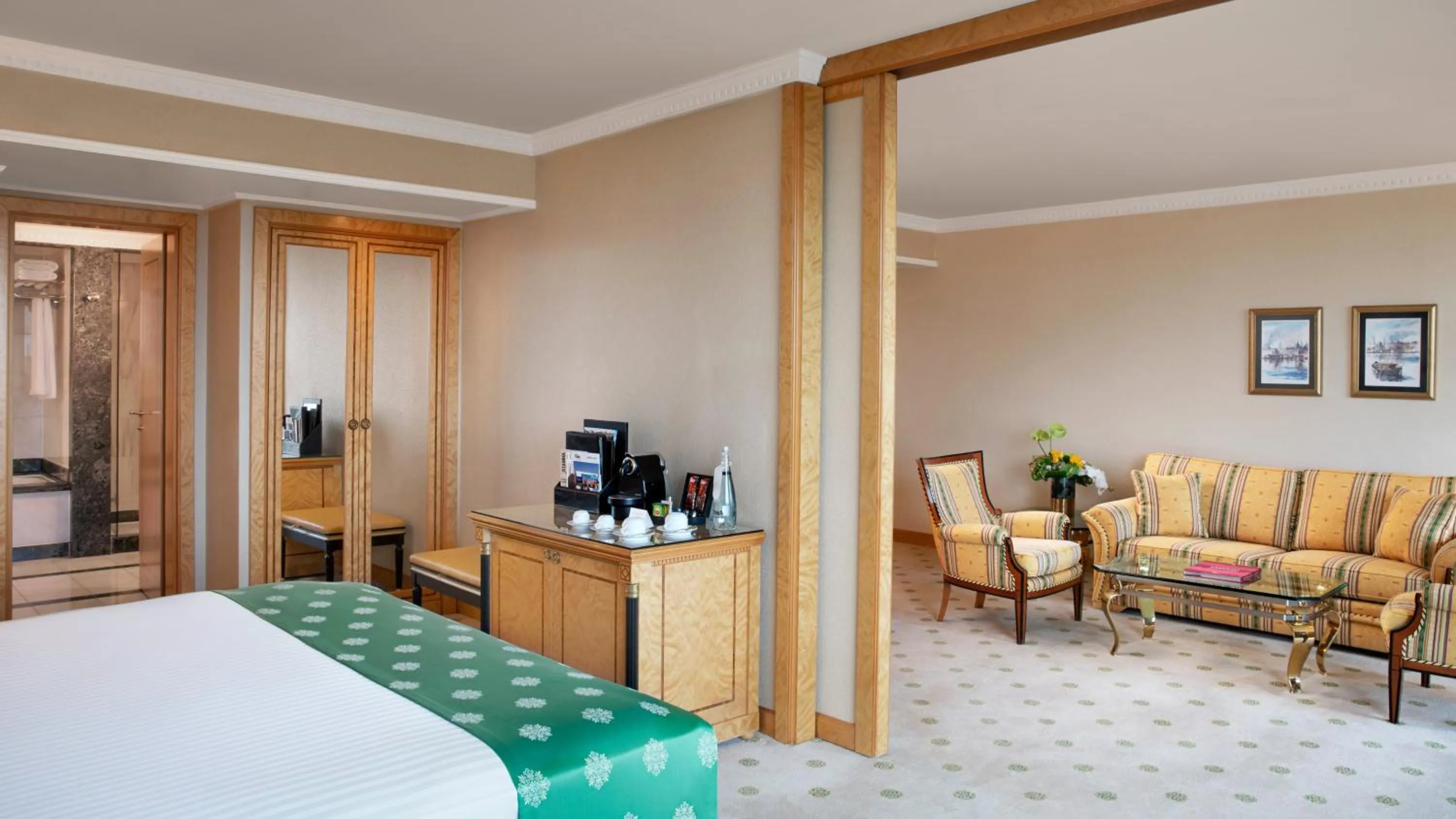 Bedroom, Bed in InterContinental Istanbul by IHG