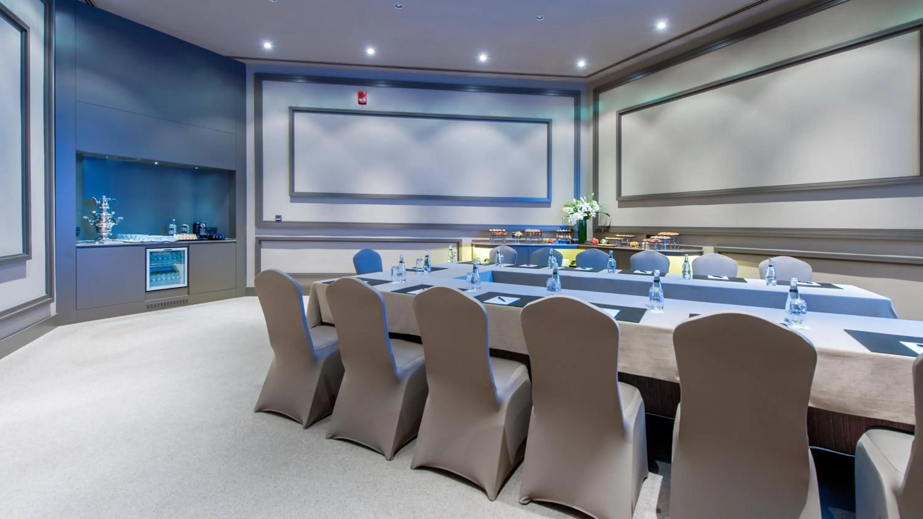 Meeting/conference room in InterContinental Istanbul by IHG