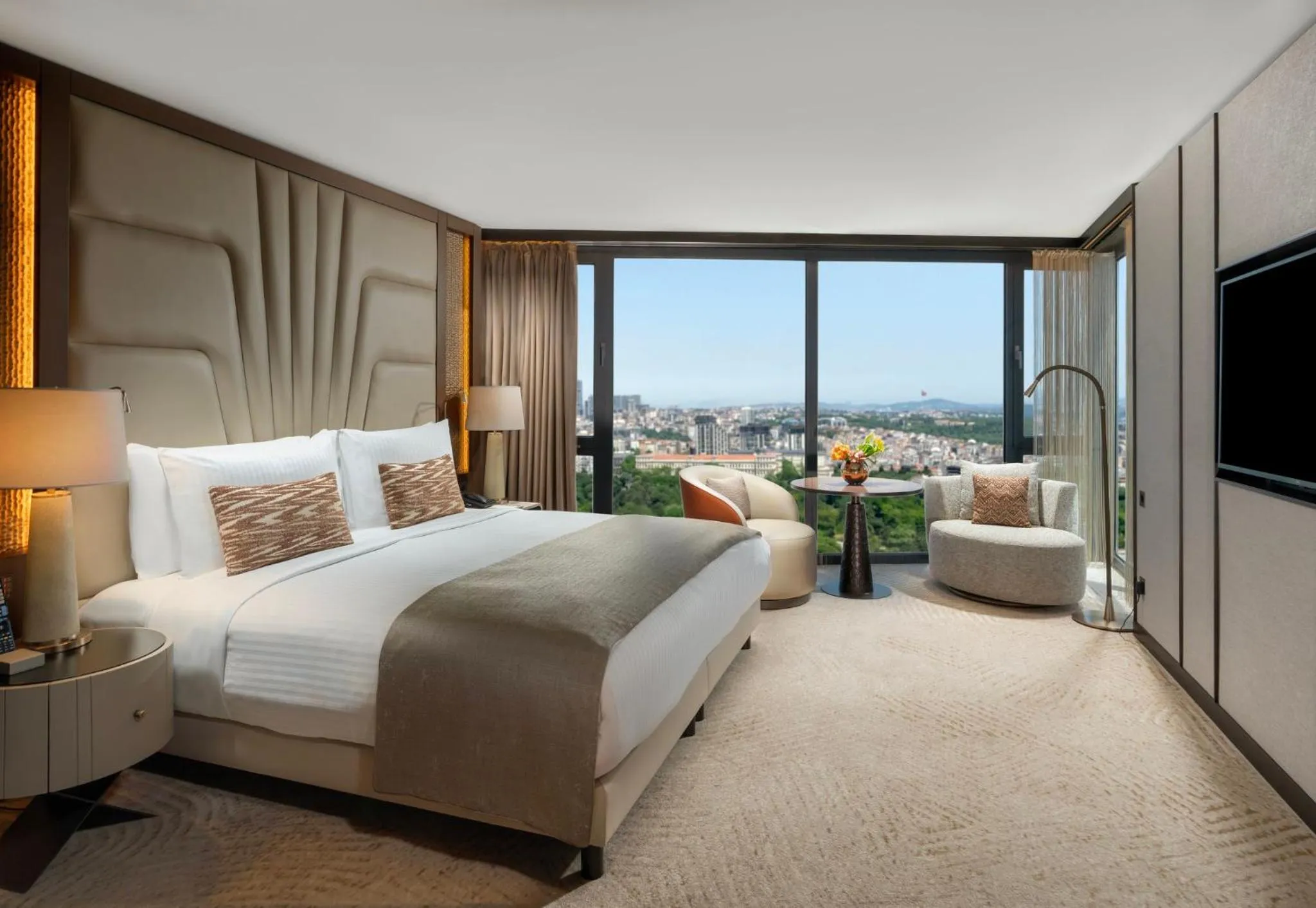 Photo of the whole room, Bed in InterContinental Istanbul by IHG