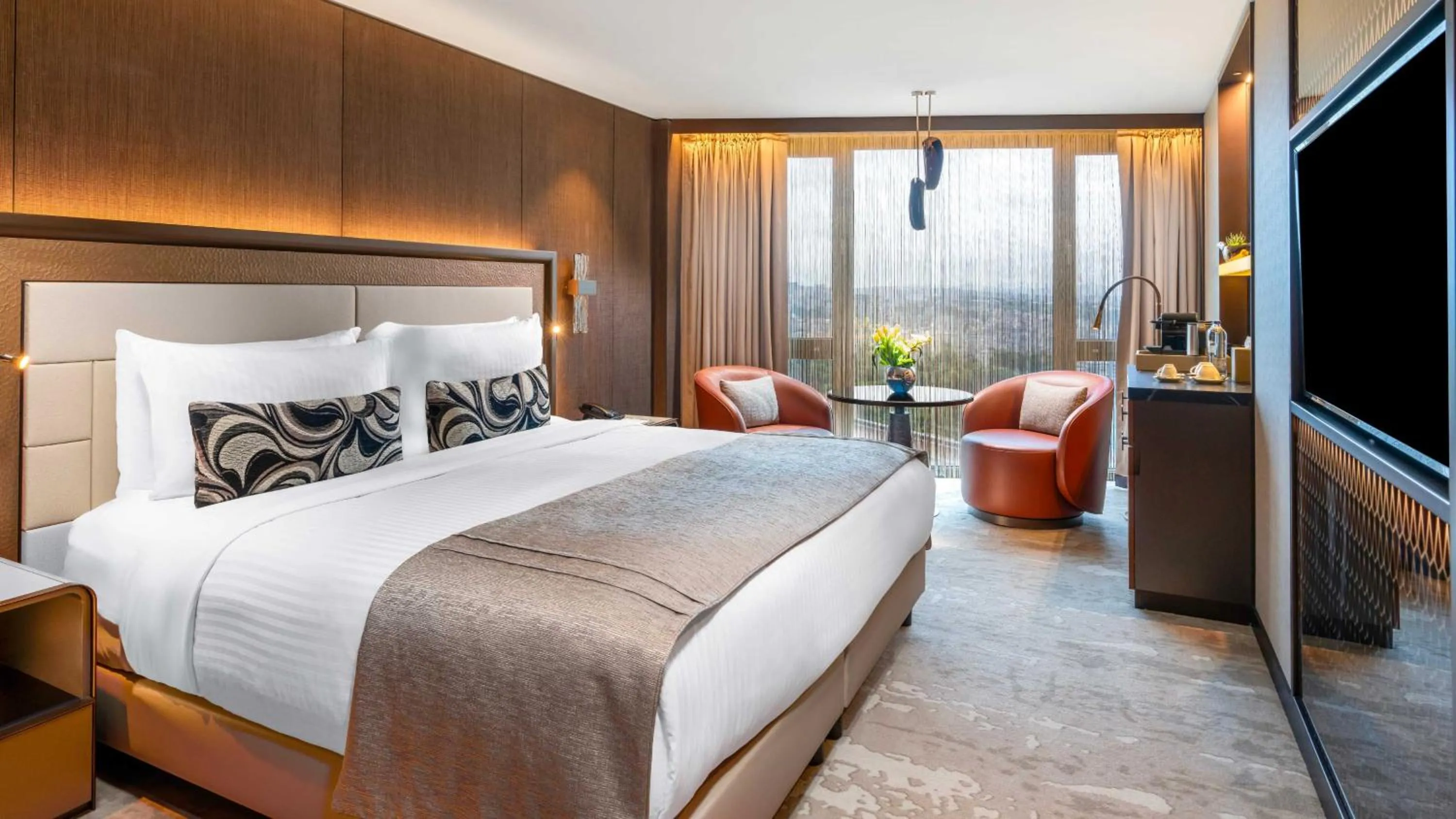 Photo of the whole room, Bed in InterContinental Istanbul by IHG