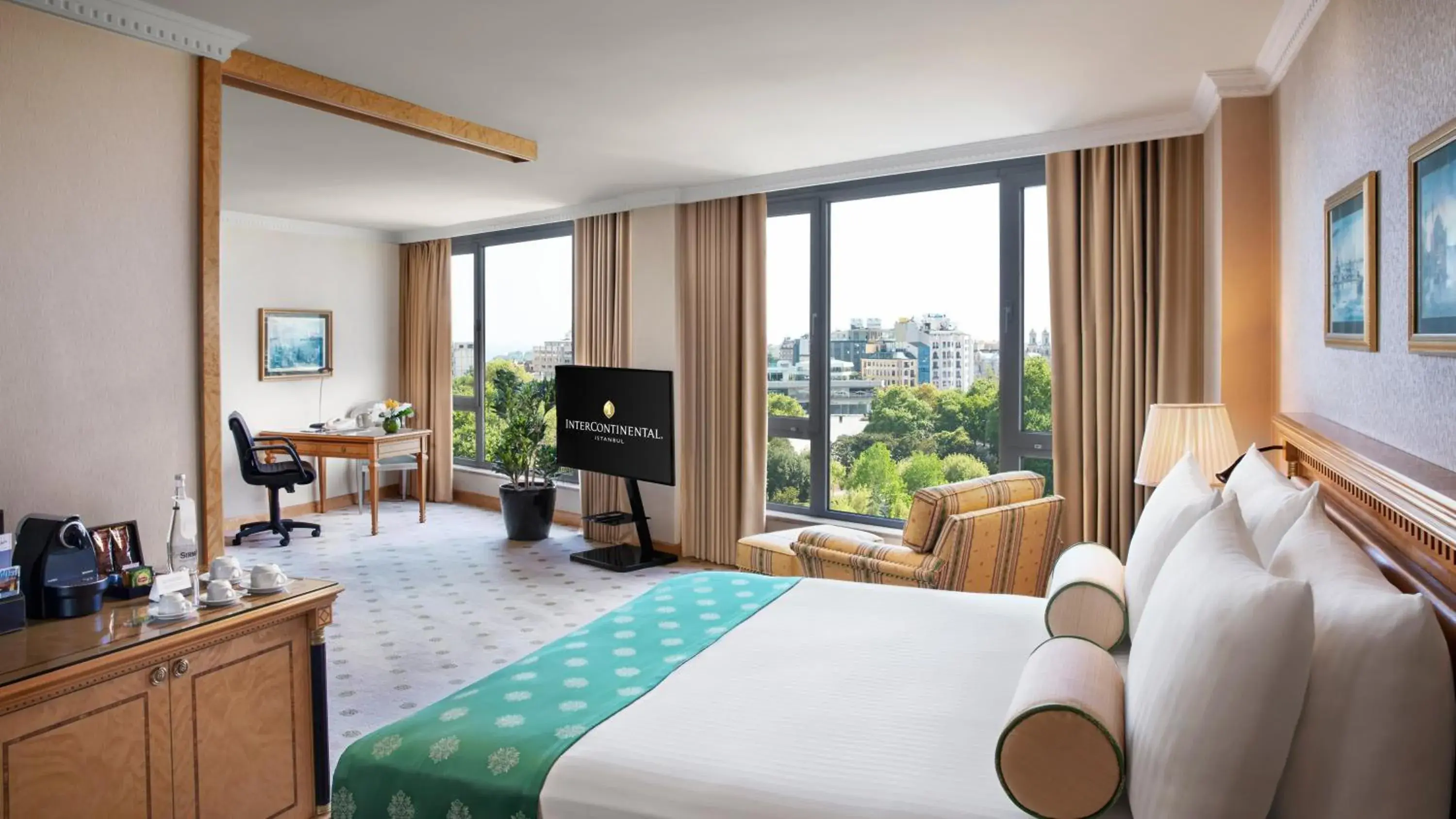 Junior King Suite with City View in InterContinental Istanbul, an IHG Hotel Junior King Suite with City View in InterContinental Istanbul, an IHG Hotel