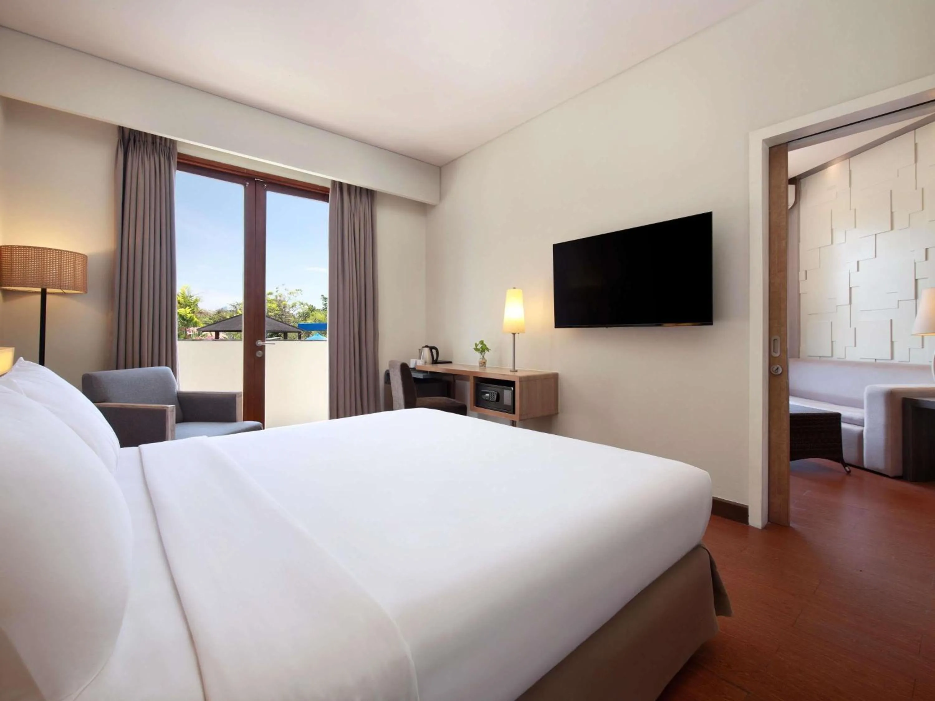 Bedroom, Bed in Mercure Bali Nusa Dua