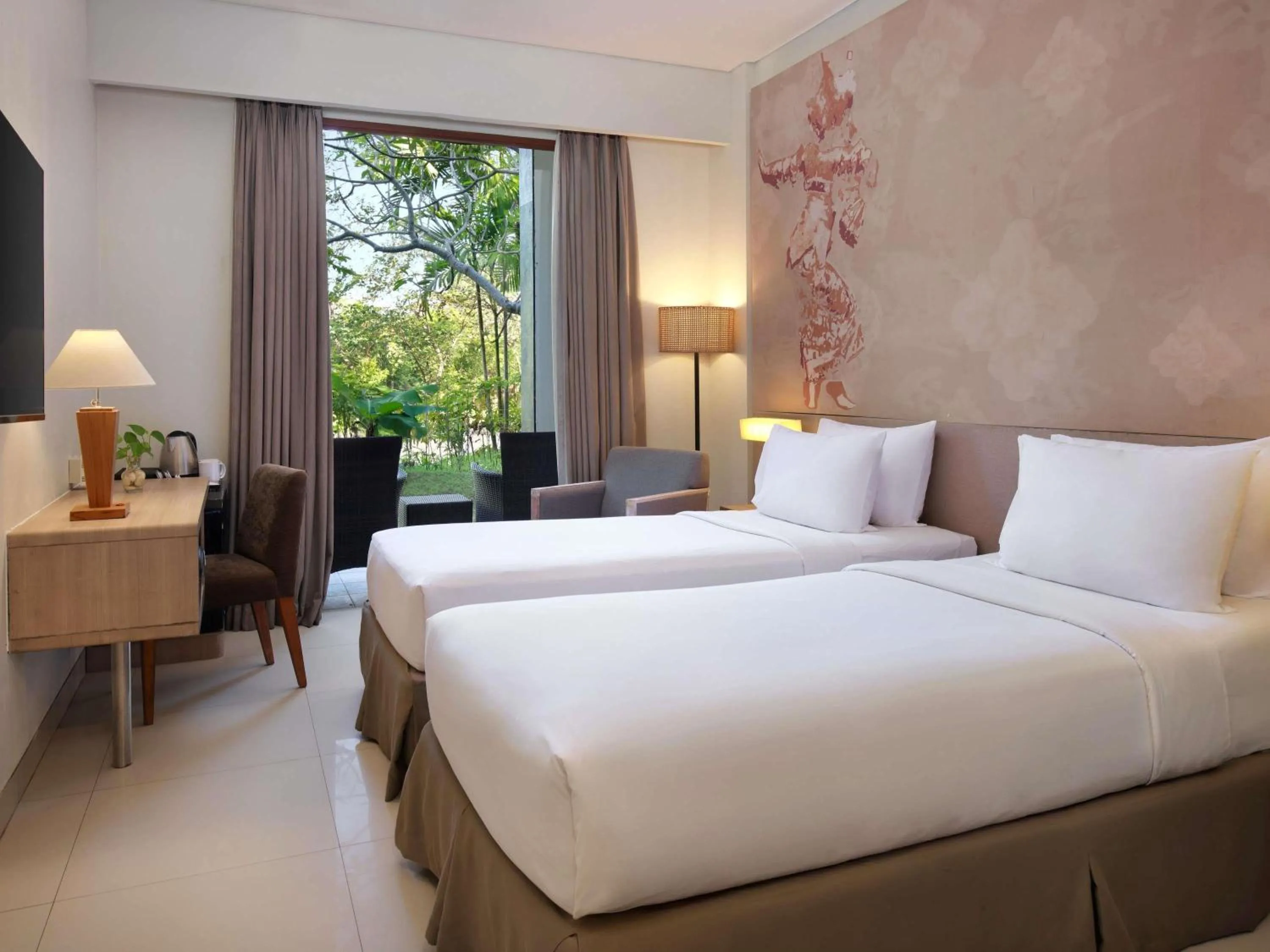 Bedroom, Bed in Mercure Bali Nusa Dua
