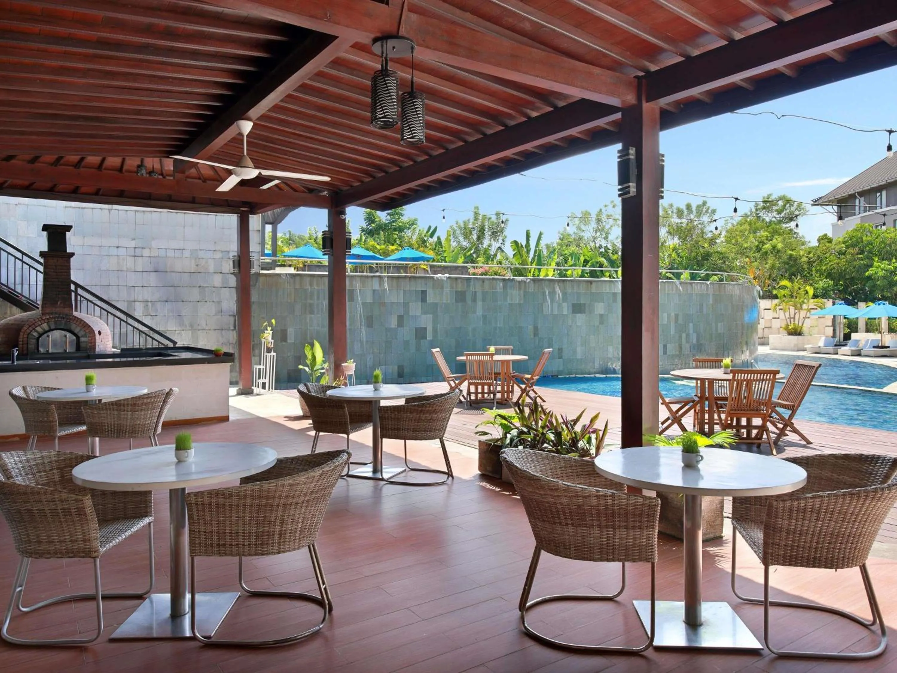 Lounge or bar in Mercure Bali Nusa Dua