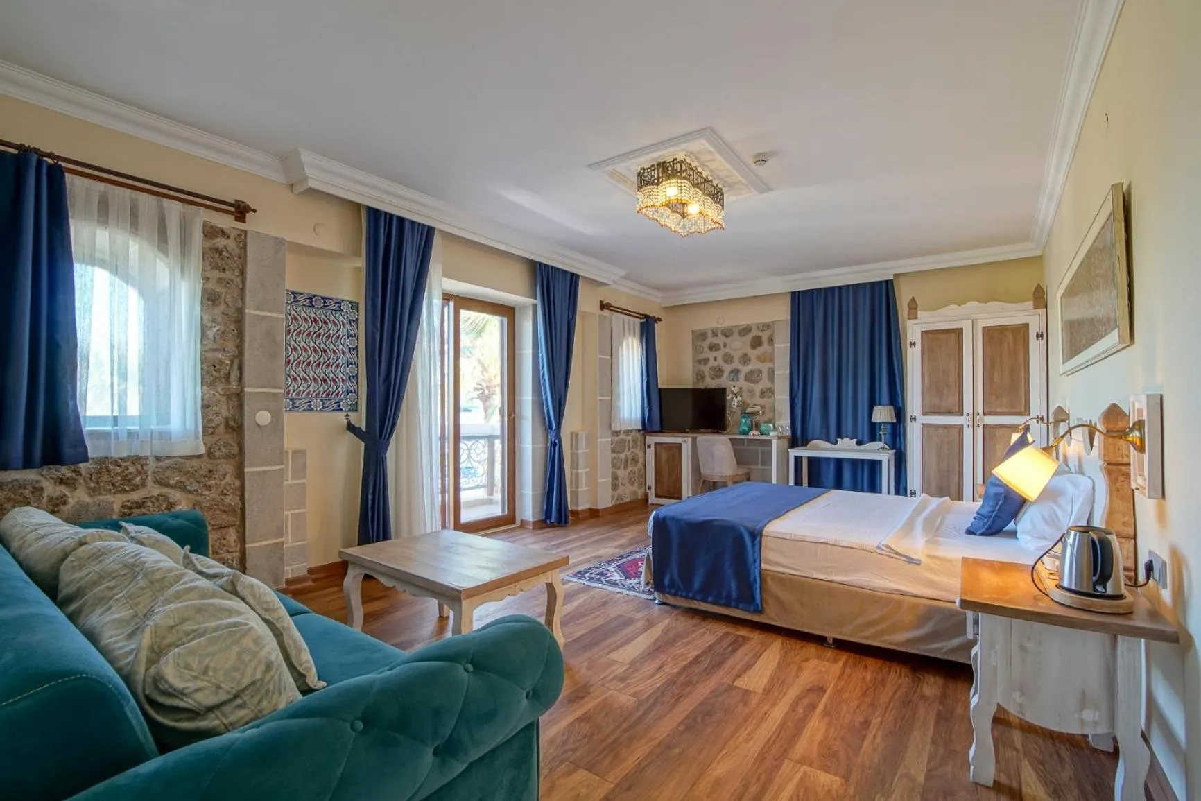 Bed in My Marina Select Hotel