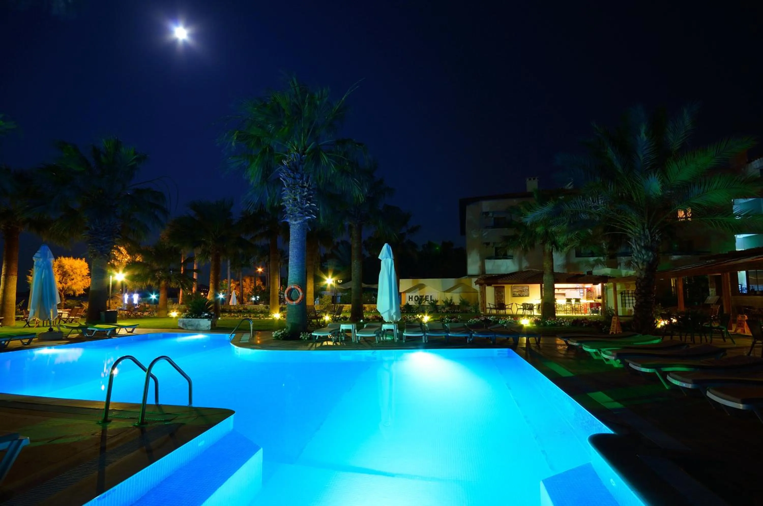 Area and facilities in My Marina Select Hotel