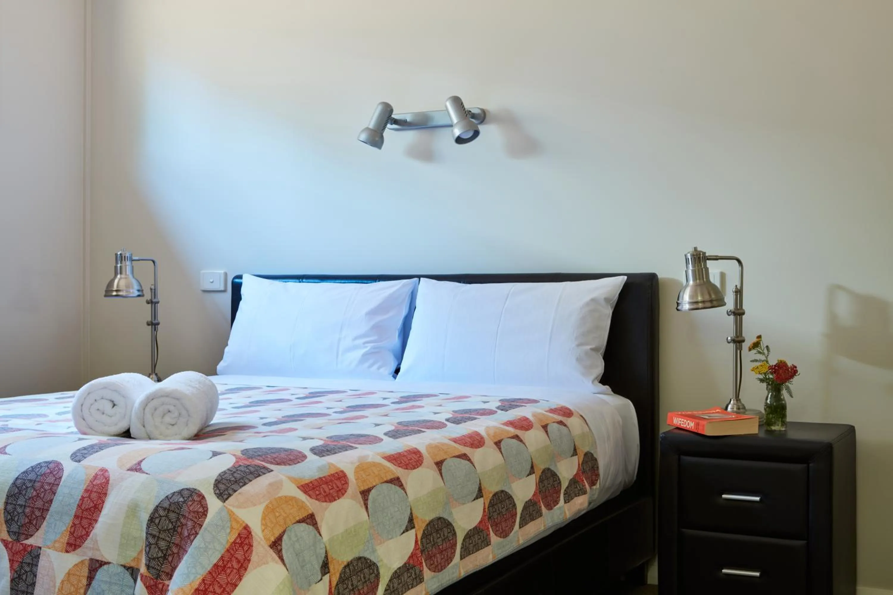 Bed in Goldfield Holiday Units