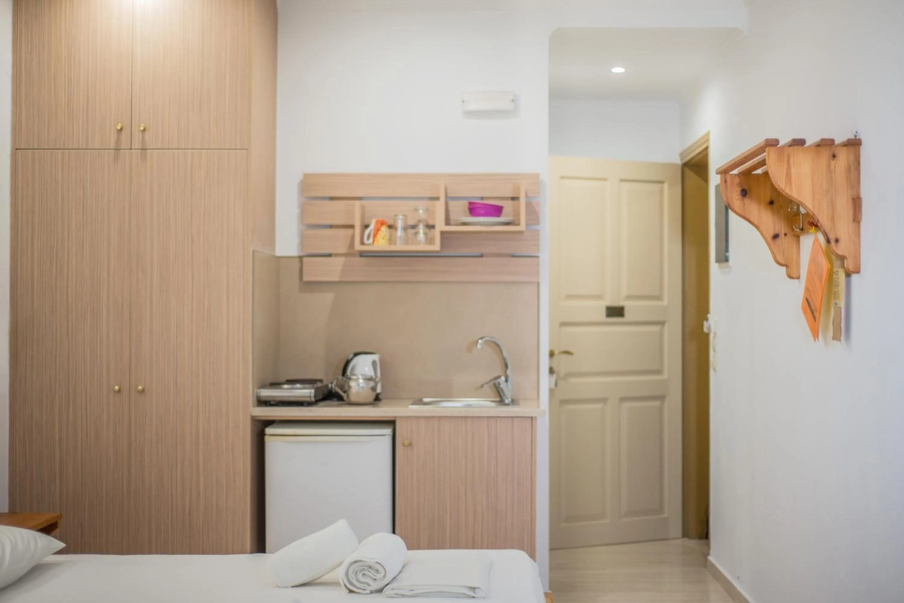 Kitchen or kitchenette in Stefania Studios by Estia