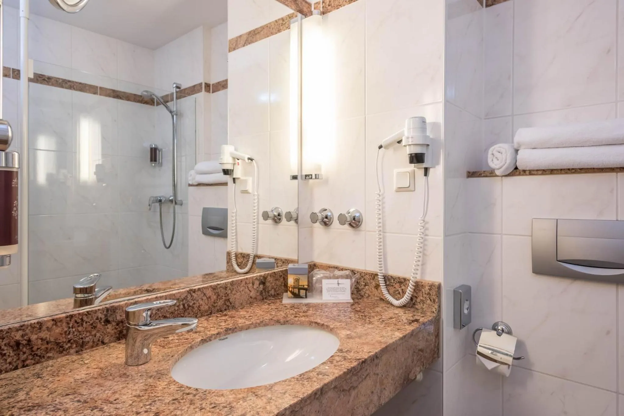 Bathroom in Ammersee-Hotel