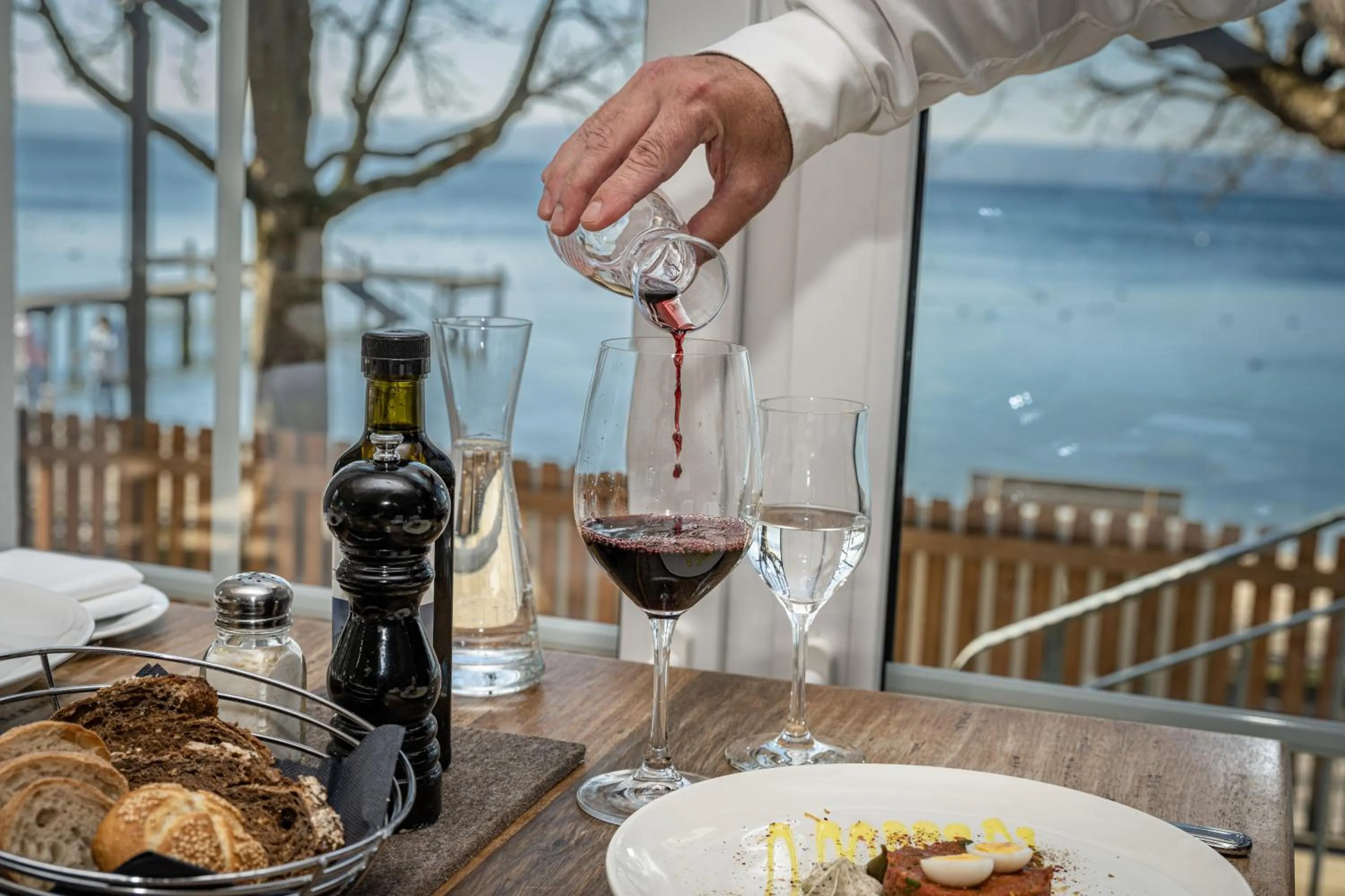 Restaurant/places to eat in Ammersee-Hotel