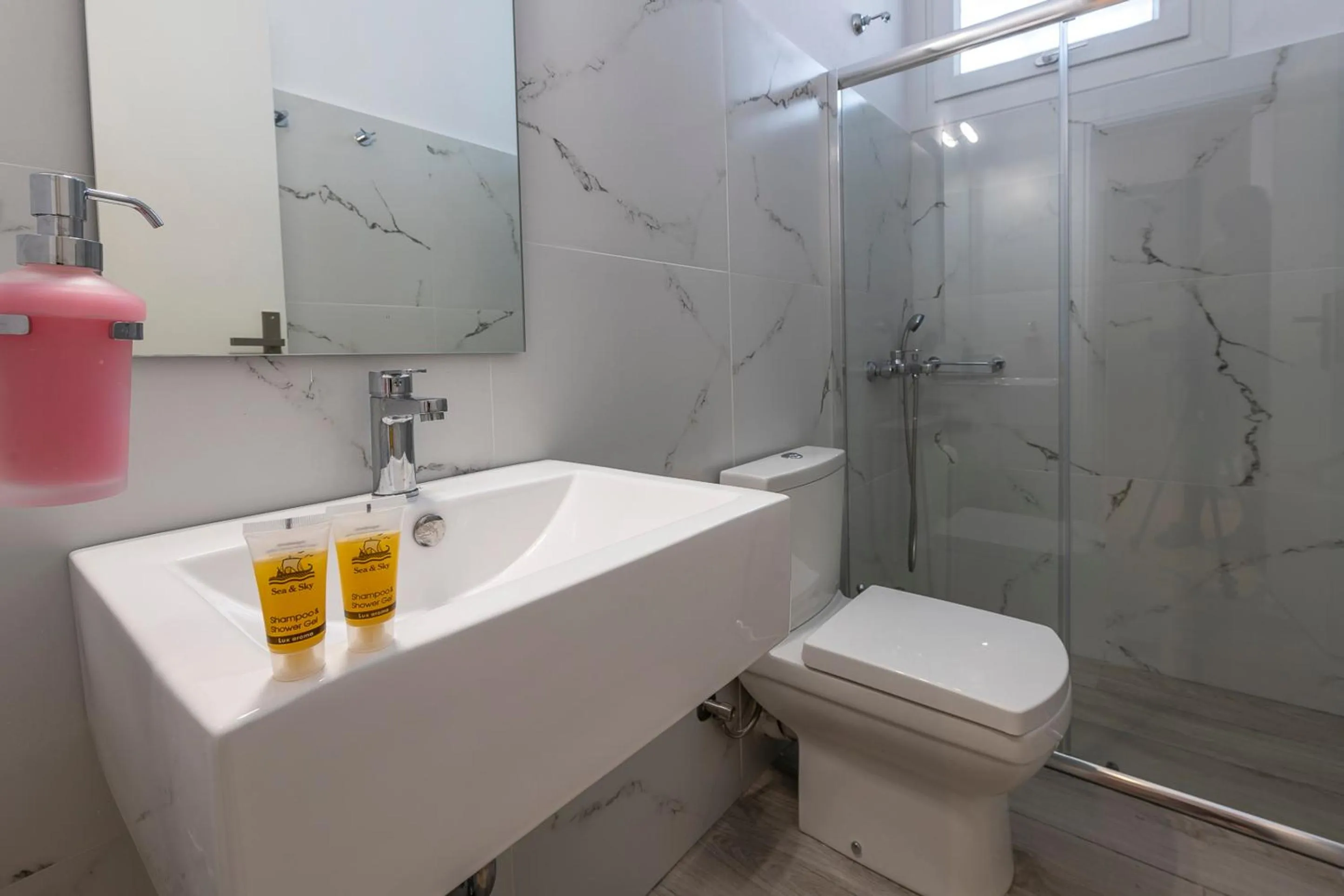 Shower in Paraskevas Boutique Hotel