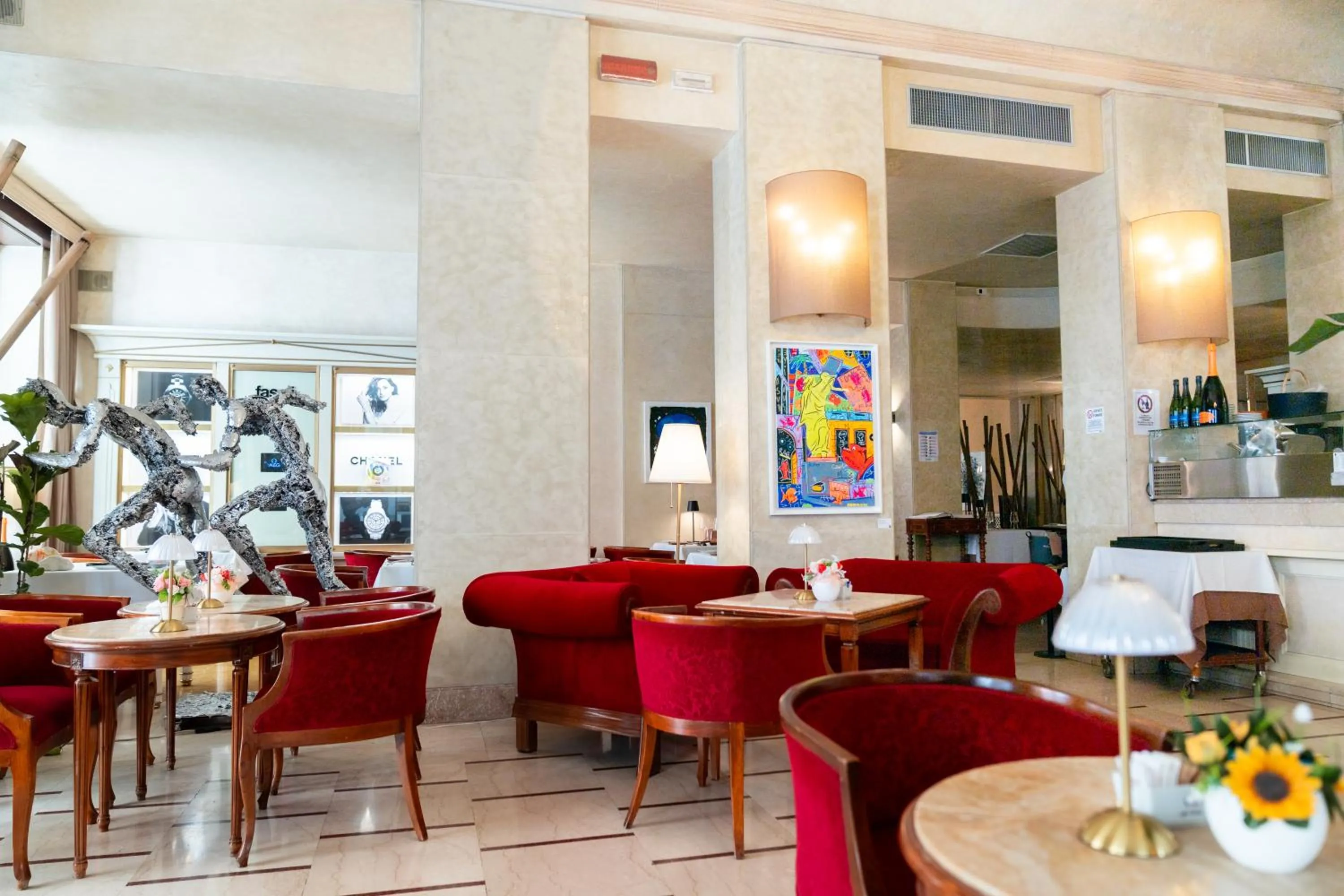 Restaurant/places to eat in Hotel Vittoria