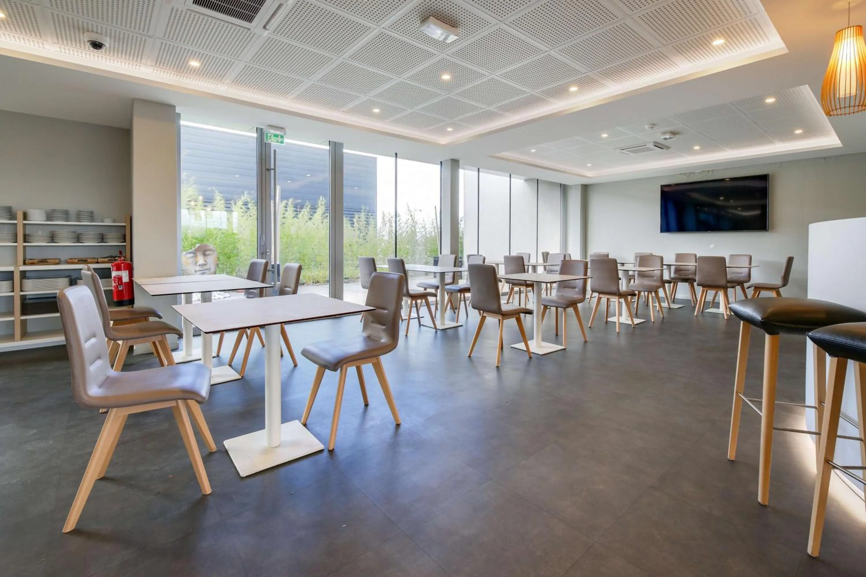 Restaurant/places to eat in Brit Hotel Confort Saint-Dizier