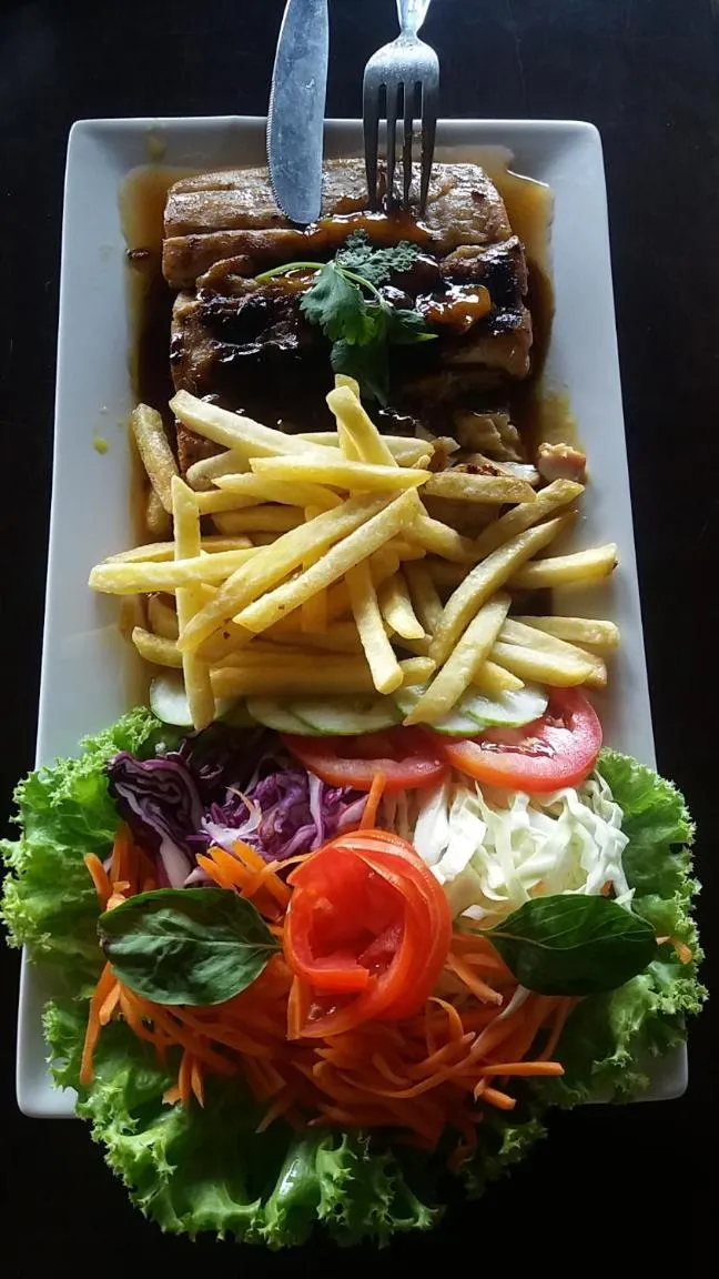 Dinner in Jungle Hill Beach Bungalow