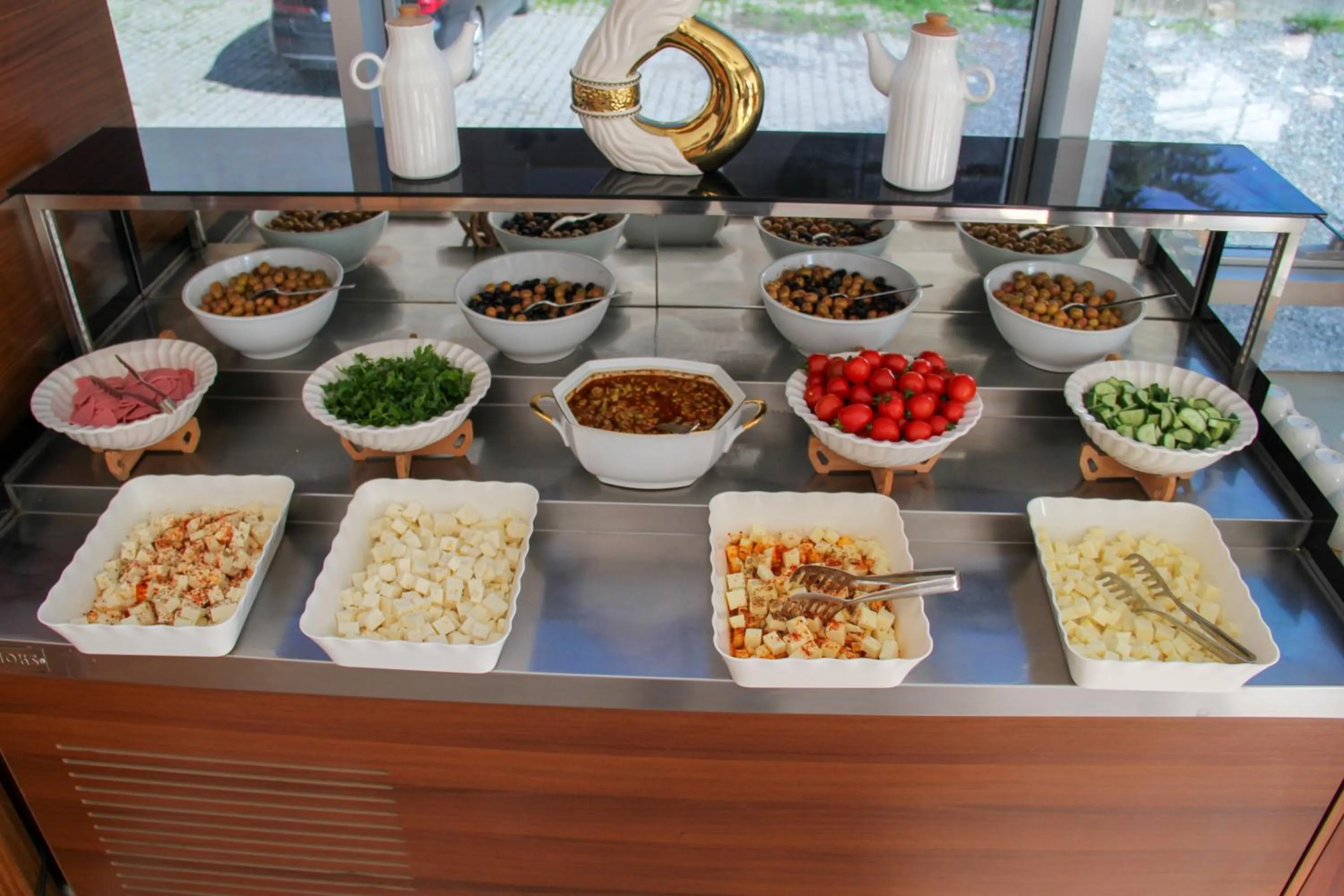 Breakfast in Asia Artemis Suit Hotel İstanbul