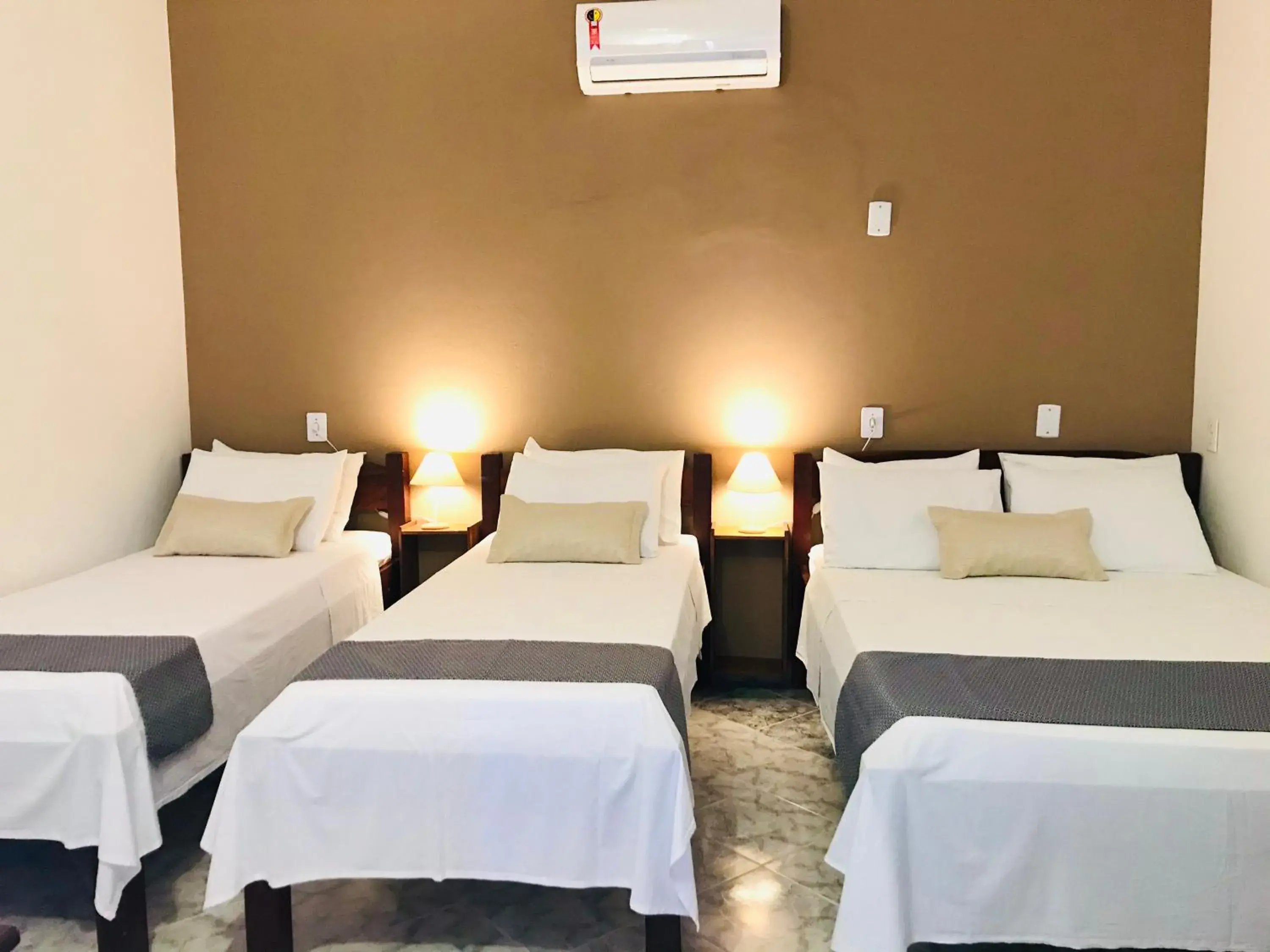 Standard Quadruple Room in Pousada Ilha do Encanto Standard Quadruple Room in Pousada Ilha do Encanto