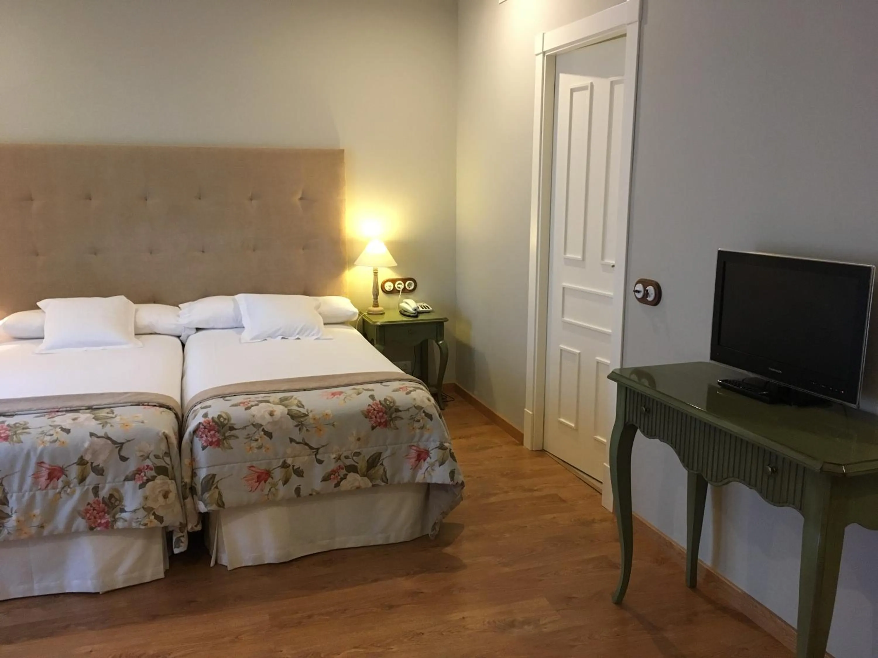 Bedroom in Hotel Villa Monter