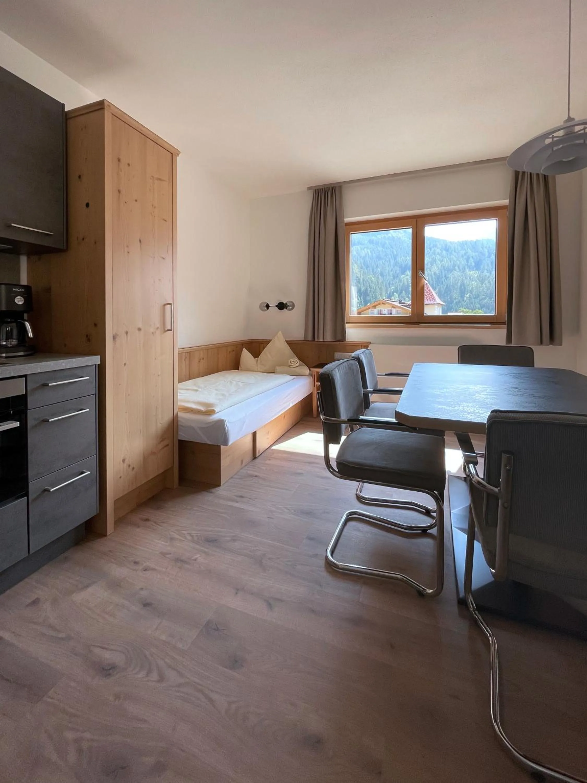 kitchen, Bed in Hotel & Suites Glück Auf