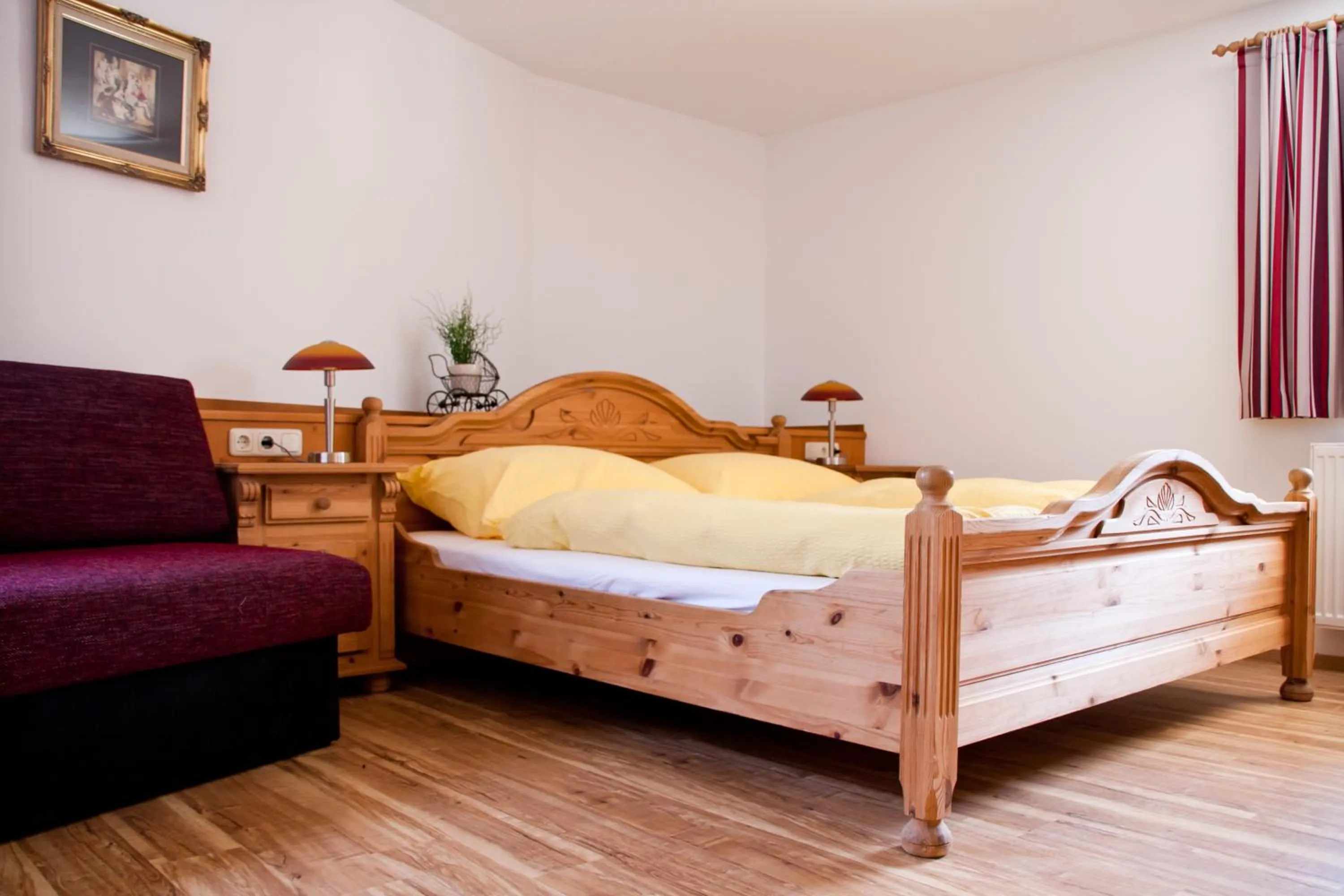 Bedroom, Bed in Hotel & Suites Glück Auf