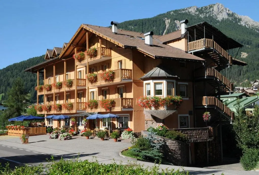 Facade/entrance in Hotel Vallechiara