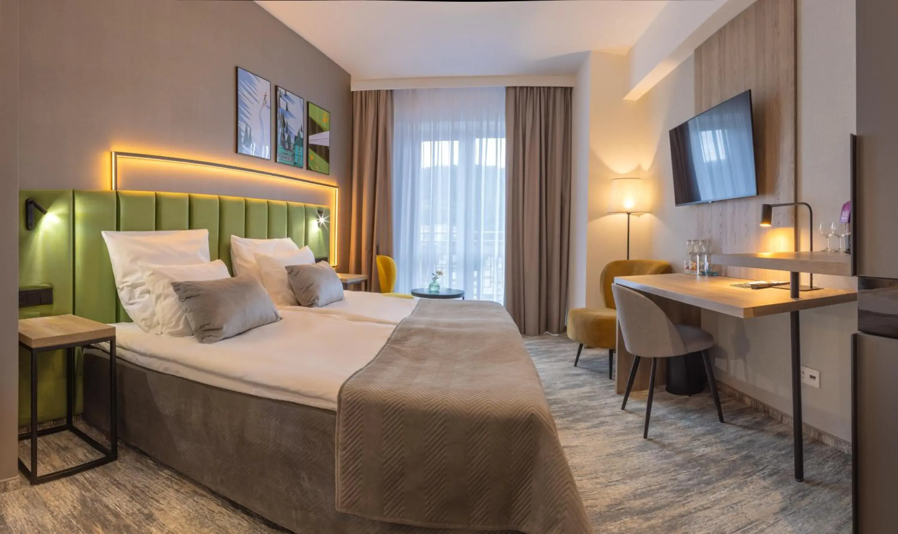 Superior Double or Twin Room - single occupancy in Hotel Krynica Conference & SPA Superior Double or Twin Room - single occupancy in Hotel Krynica Conference & SPA