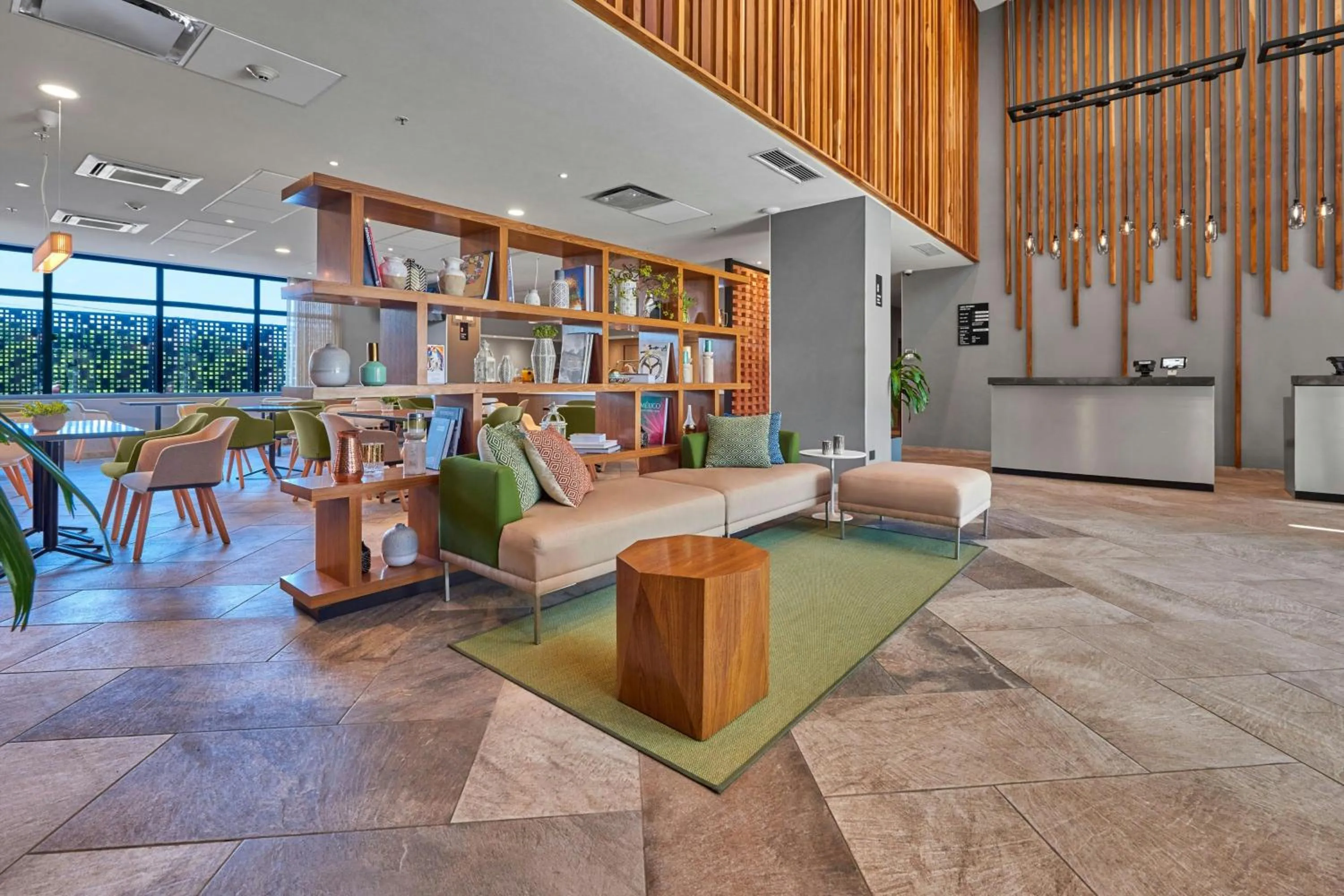 Lobby or reception in City Express Plus by Marriott Tampico