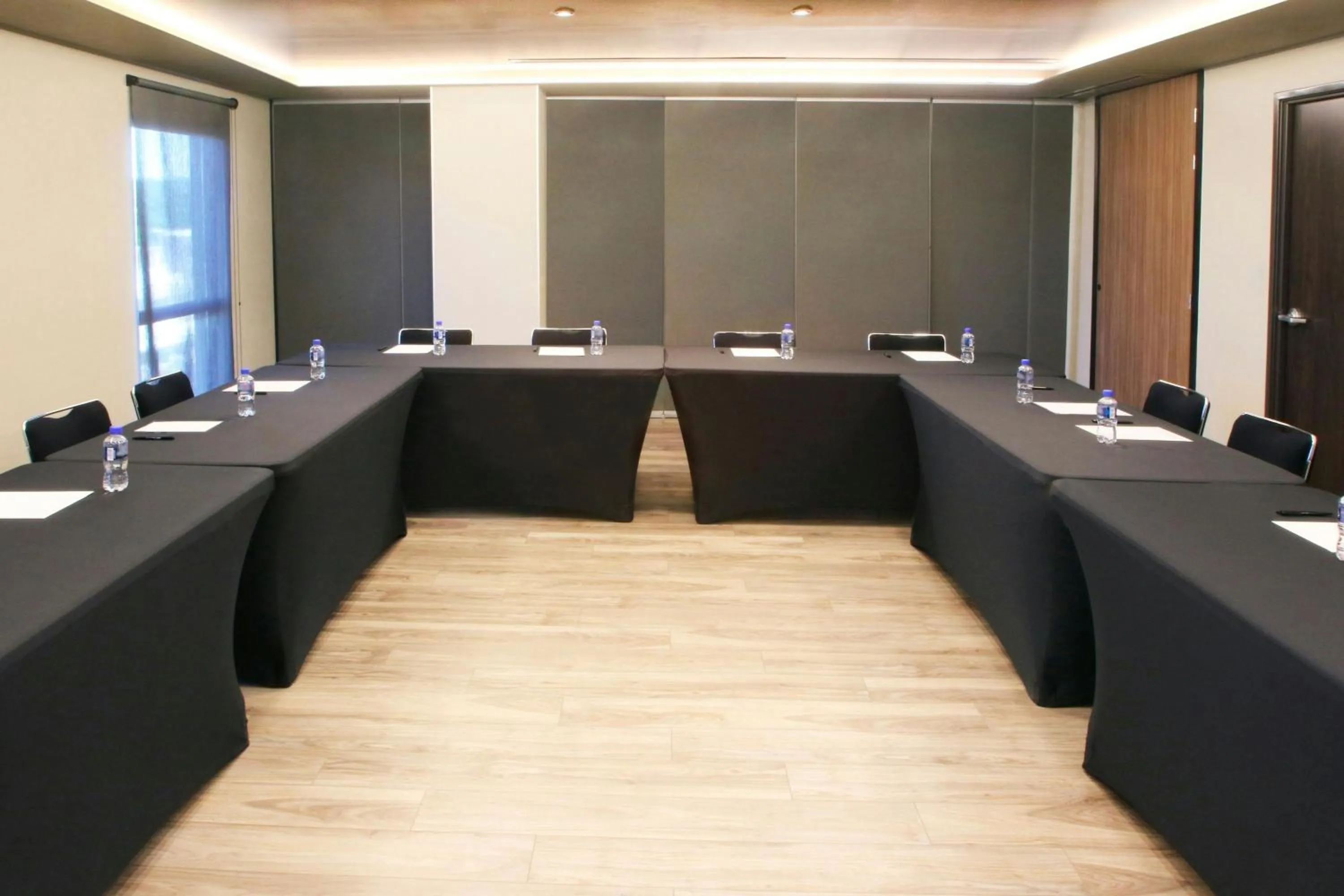Meeting/conference room in City Express Plus by Marriott Tampico