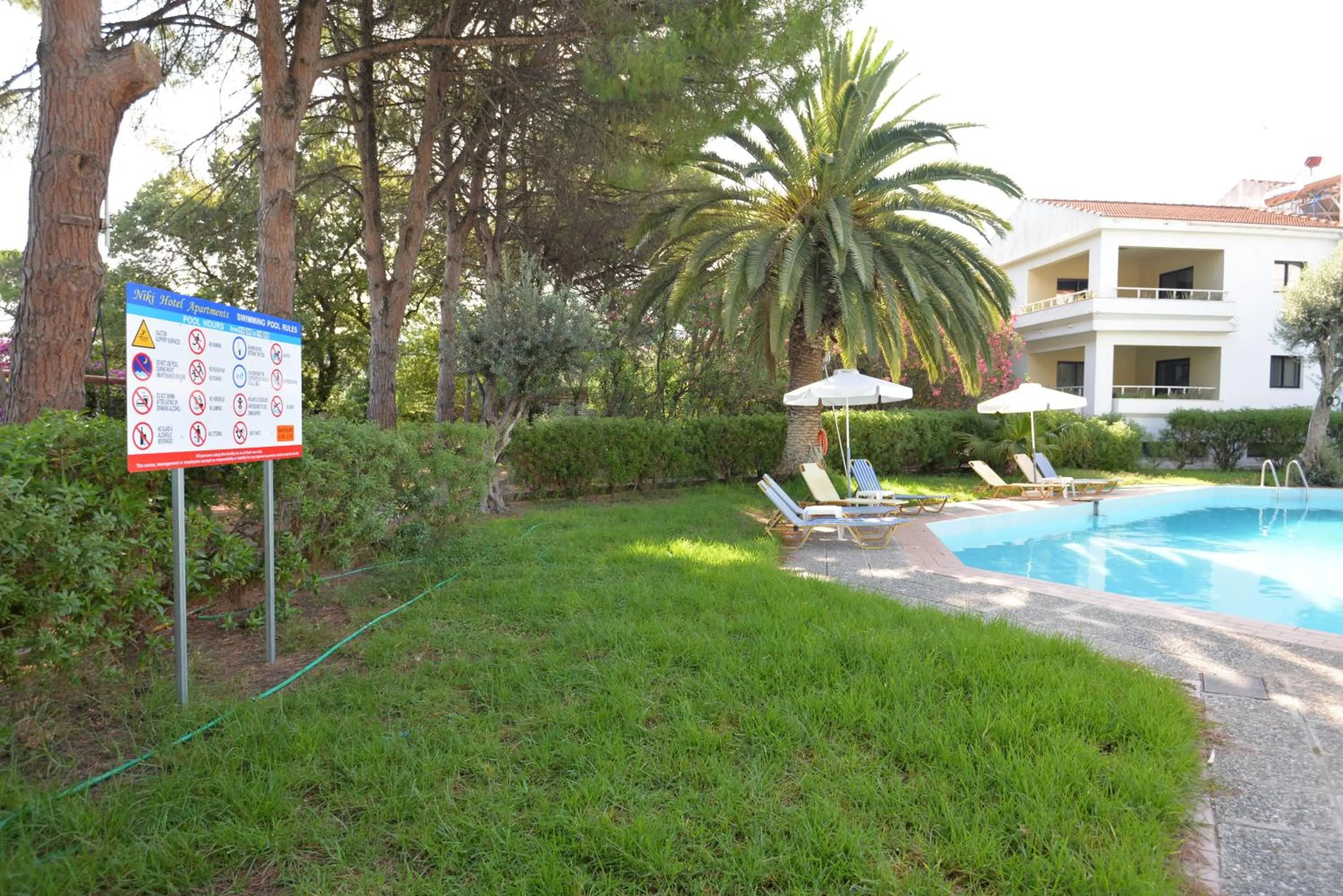 Niki Hotel Apartments